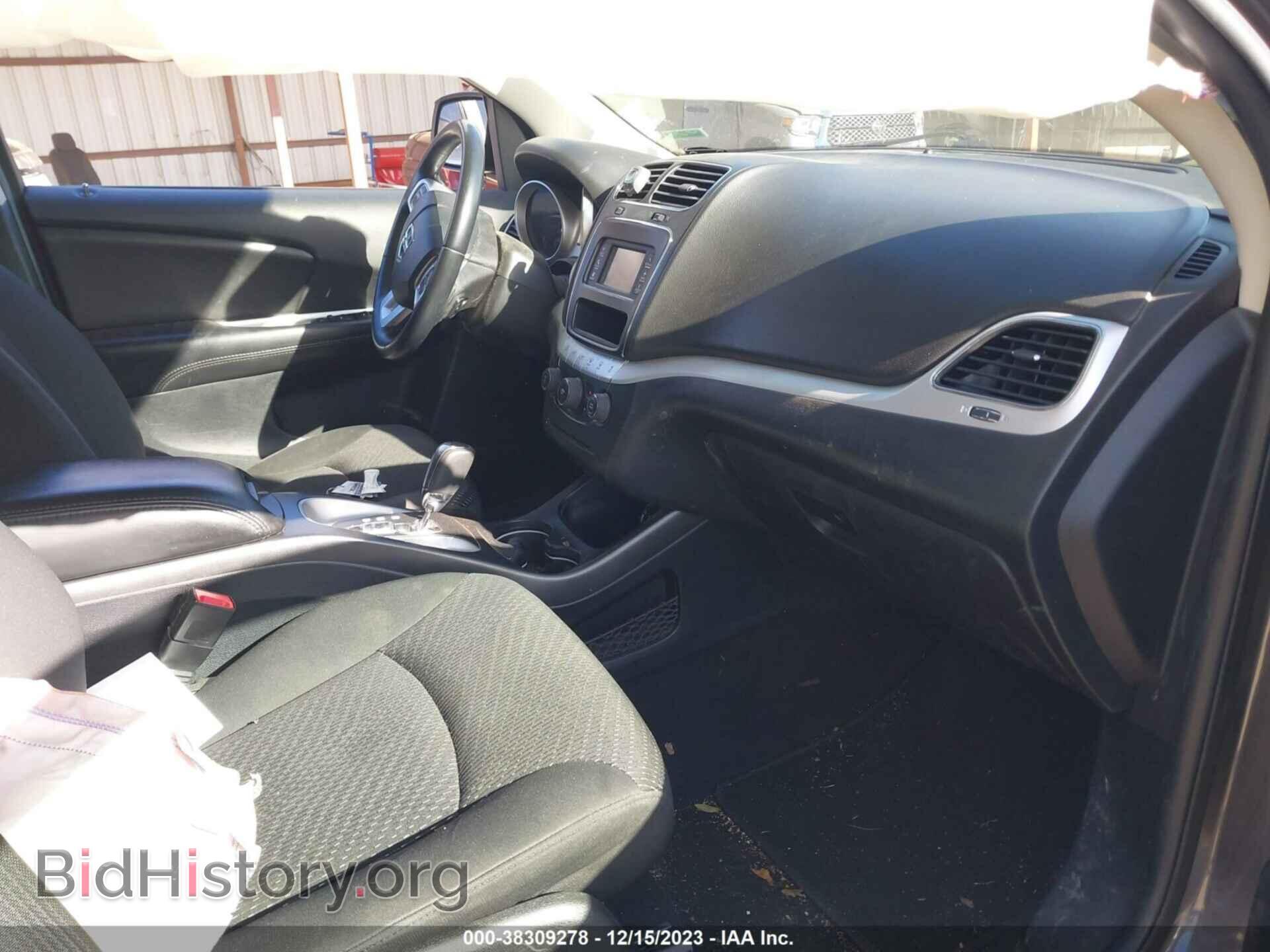 2018 DODGE JOURNEY - VIN: 3C4PDCAB0JT385357 - Фото 5