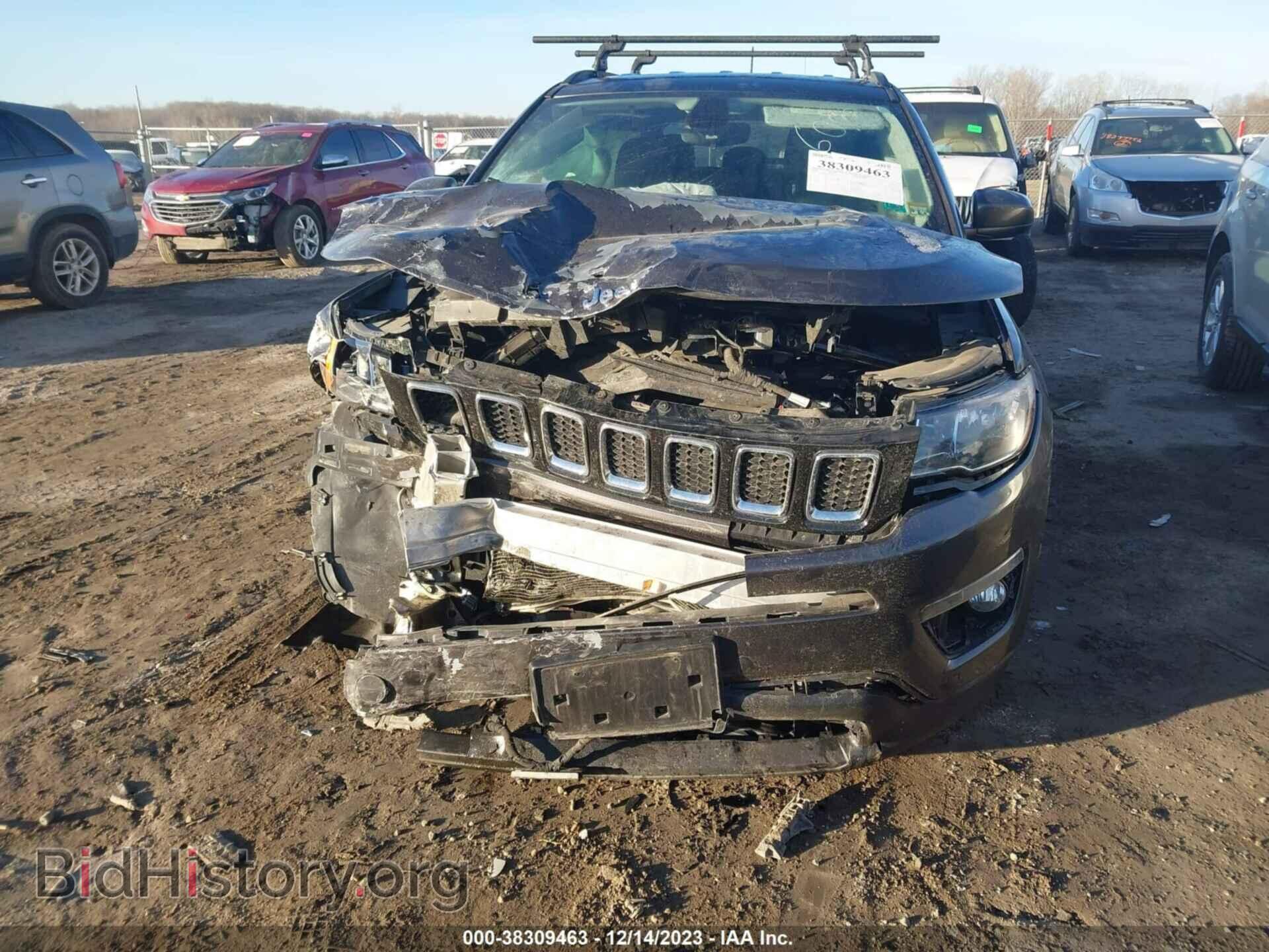 2018 JEEP COMPASS - VIN: 3C4NJDBB1JT366093 - Фото 12
