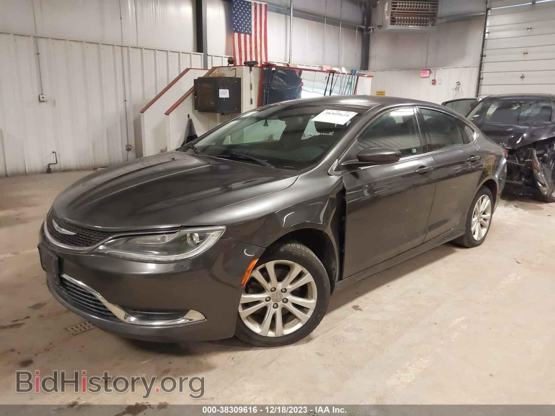2015 CHRYSLER 200 - VIN: 1C3CCCAB0FN663641 - Фото 2