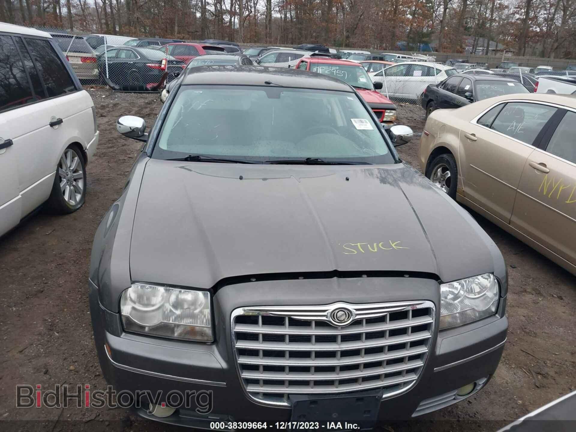 2010 CHRYSLER 300 - VIN: 2C3CA4CD2AH105527 - Фото 6