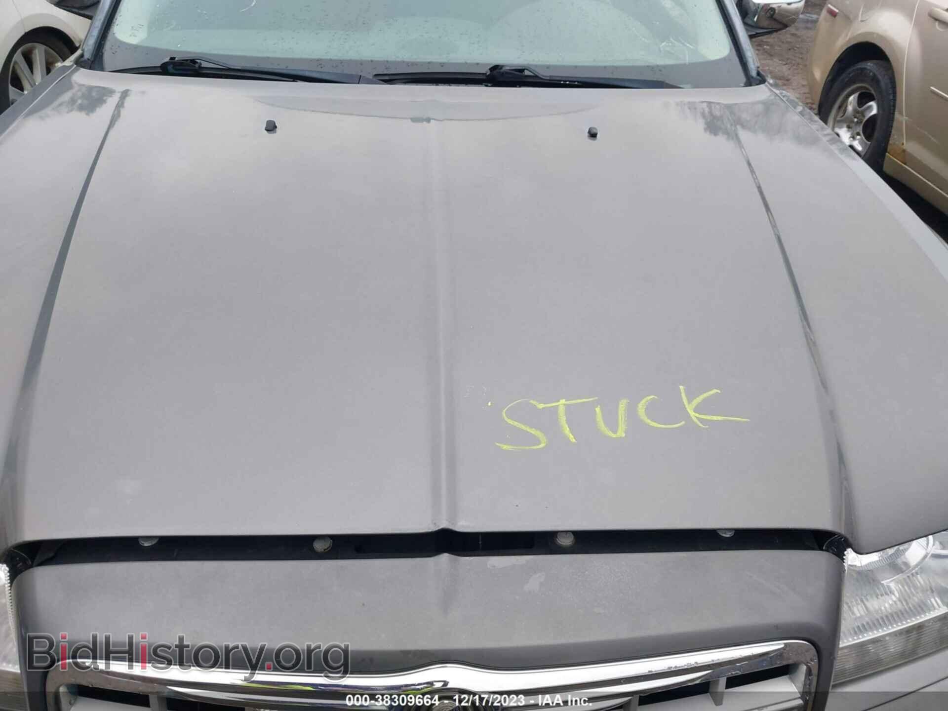 2010 CHRYSLER 300 - VIN: 2C3CA4CD2AH105527 - Фото 10