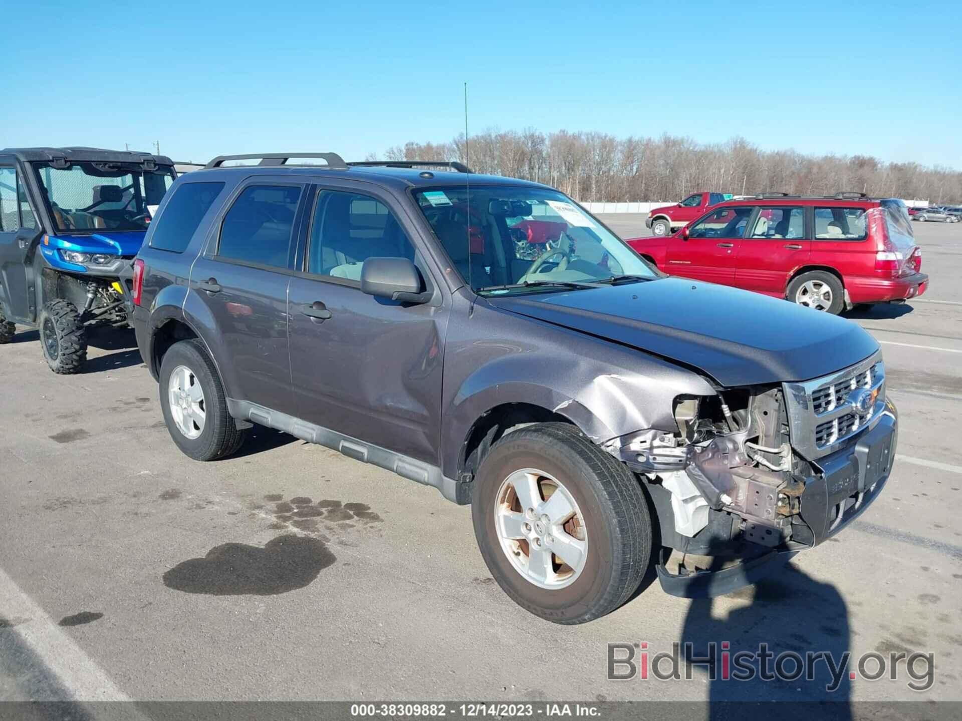 Photo 1FMCU9D77AKC16488 - FORD ESCAPE 2010