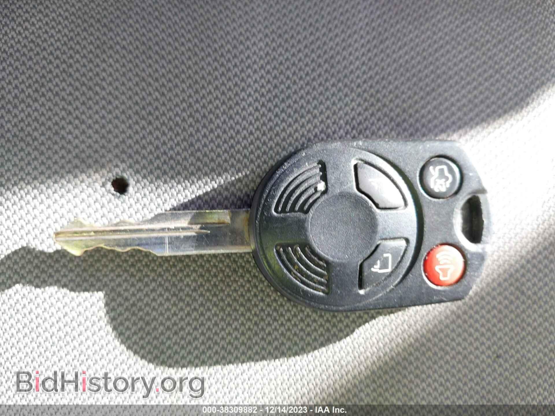 2010 FORD ESCAPE - VIN: 1FMCU9D77AKC16488 - Фото 11