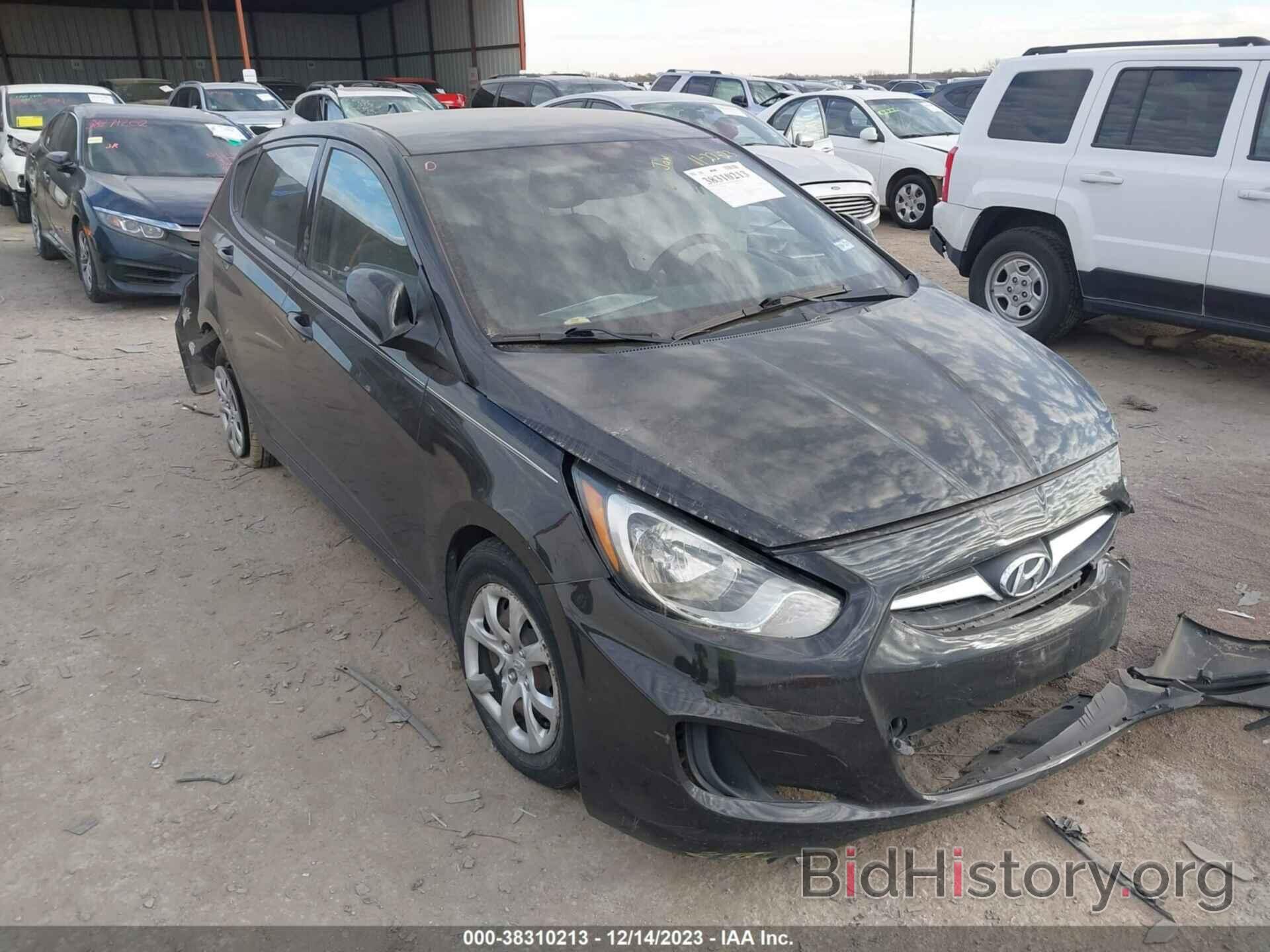 Photo KMHCT5AE7DU075218 - HYUNDAI ACCENT 2013