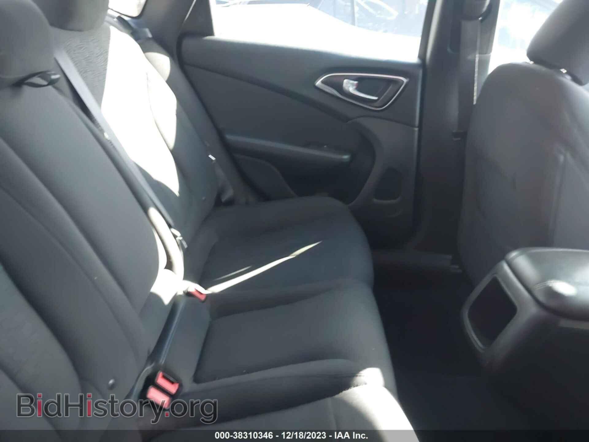 2015 CHRYSLER 200 - VIN: 1C3CCCAB2FN719501 - Фото 8