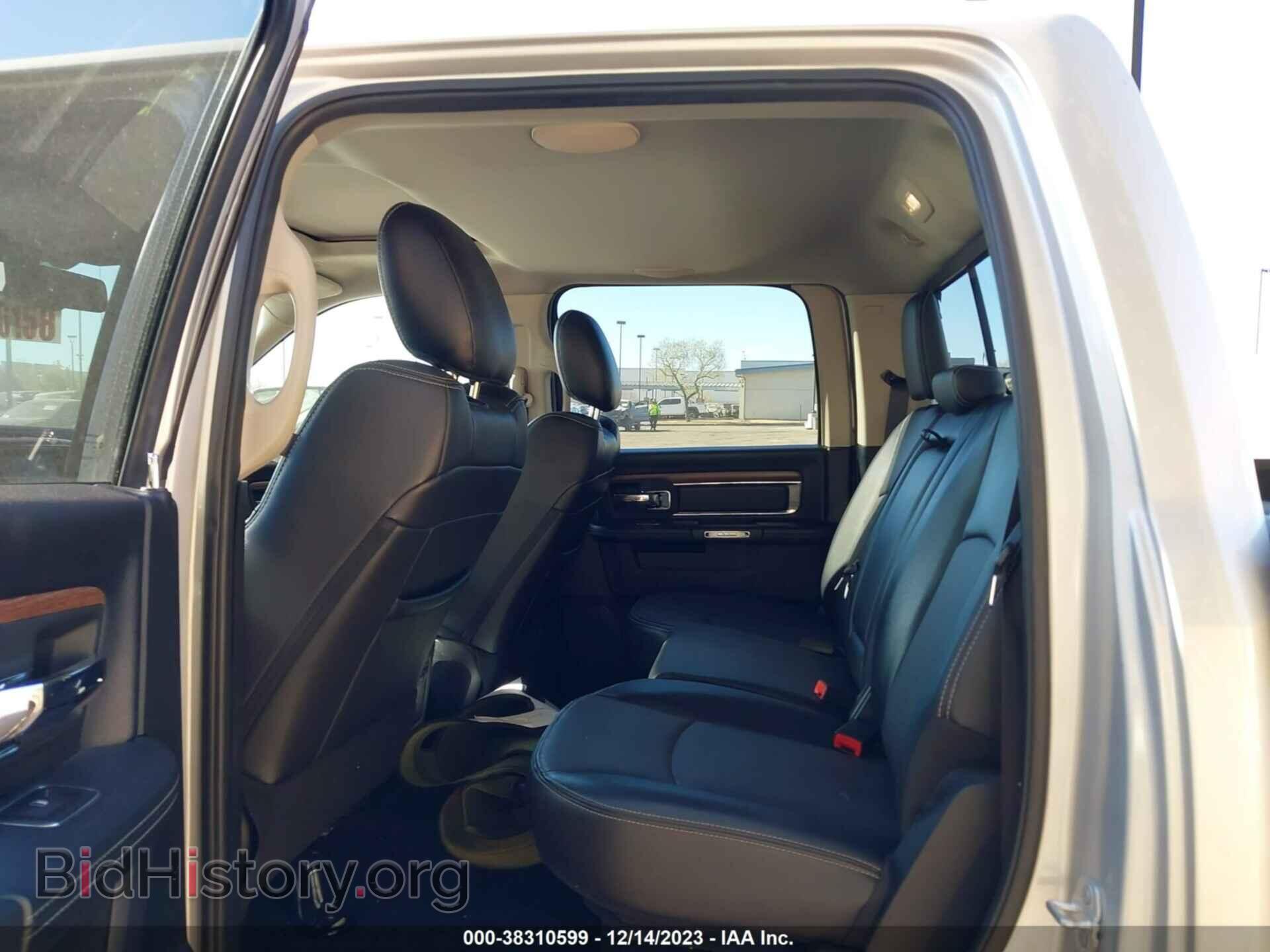 2017 RAM 1500 - VIN: 1C6RR6NT1HS818010 - Фото 8