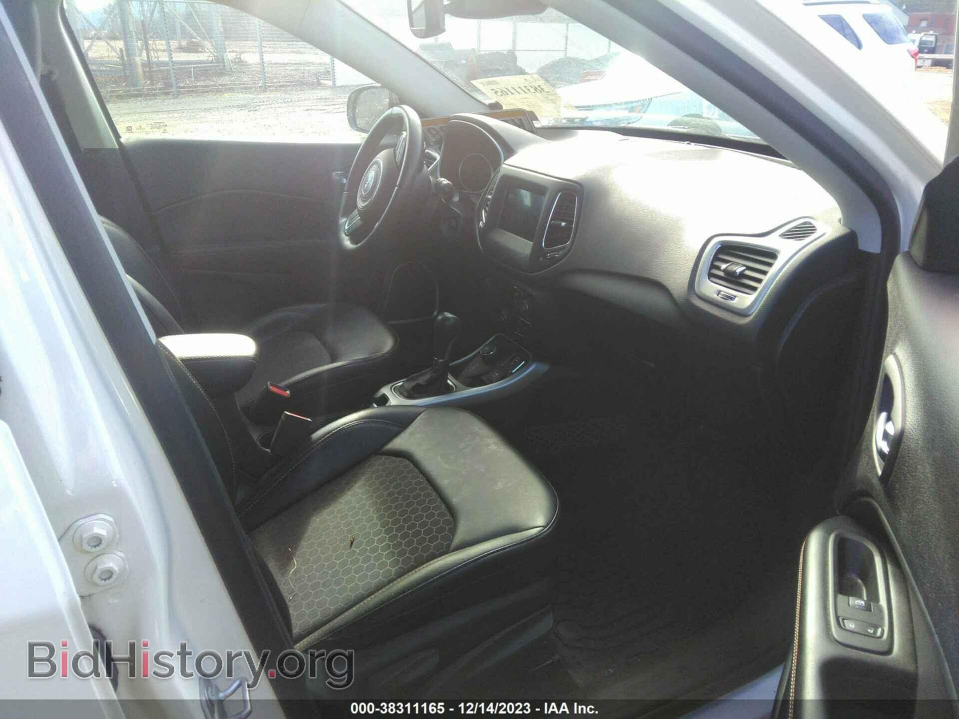 2019 JEEP COMPASS - VIN: 3C4NJDBB4KT672111 - Photo 5