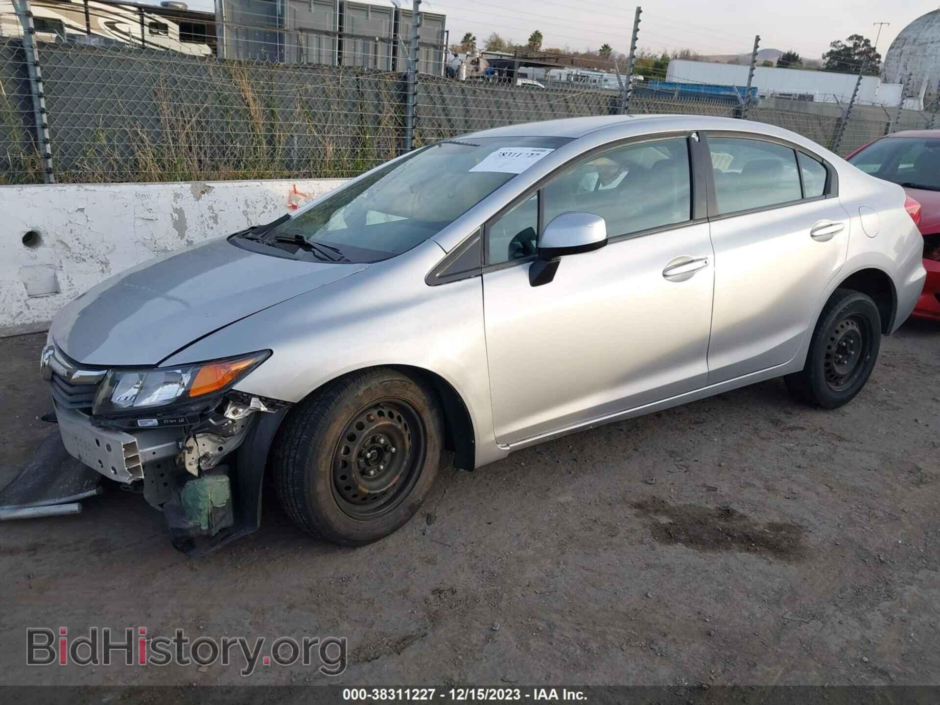 2012 HONDA CIVIC - VIN: 19XFB2F52CE305417 - Фото 2