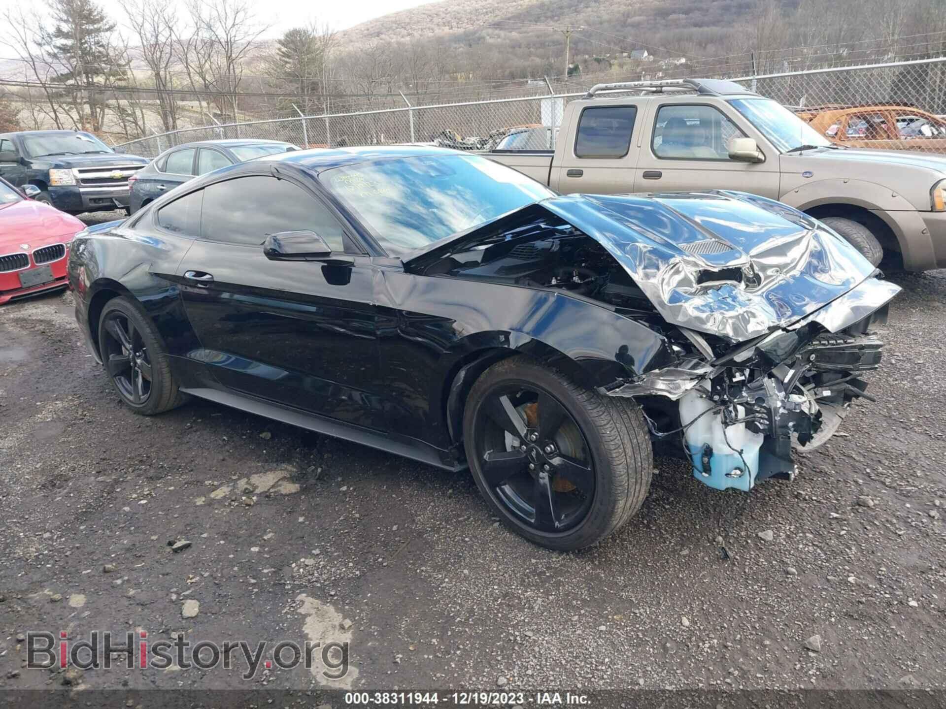 Photo 1FA6P8TH3M5155274 - FORD MUSTANG 2021