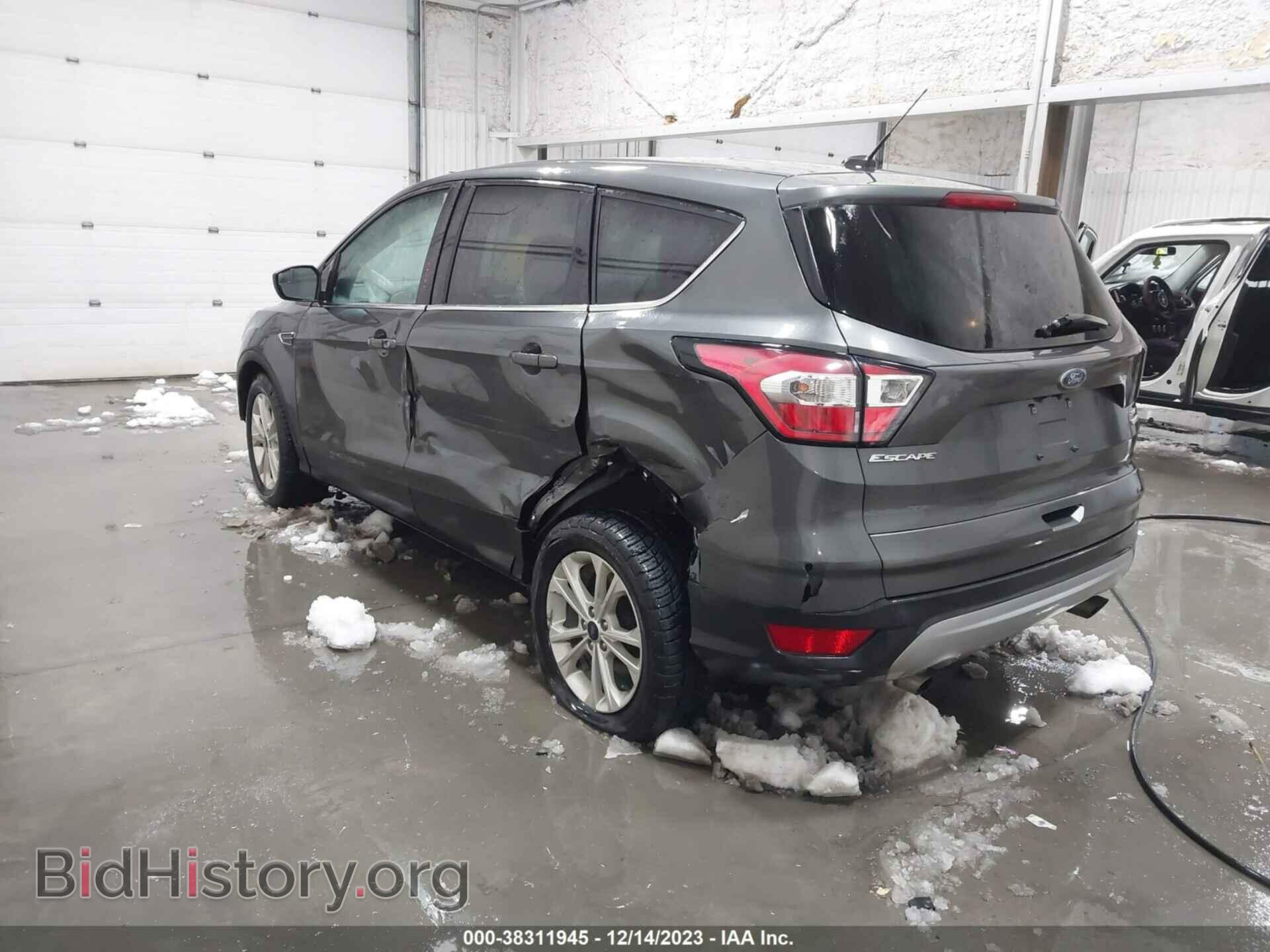 2017 FORD ESCAPE - VIN: 1FMCU9G93HUC97307 - Фото 3