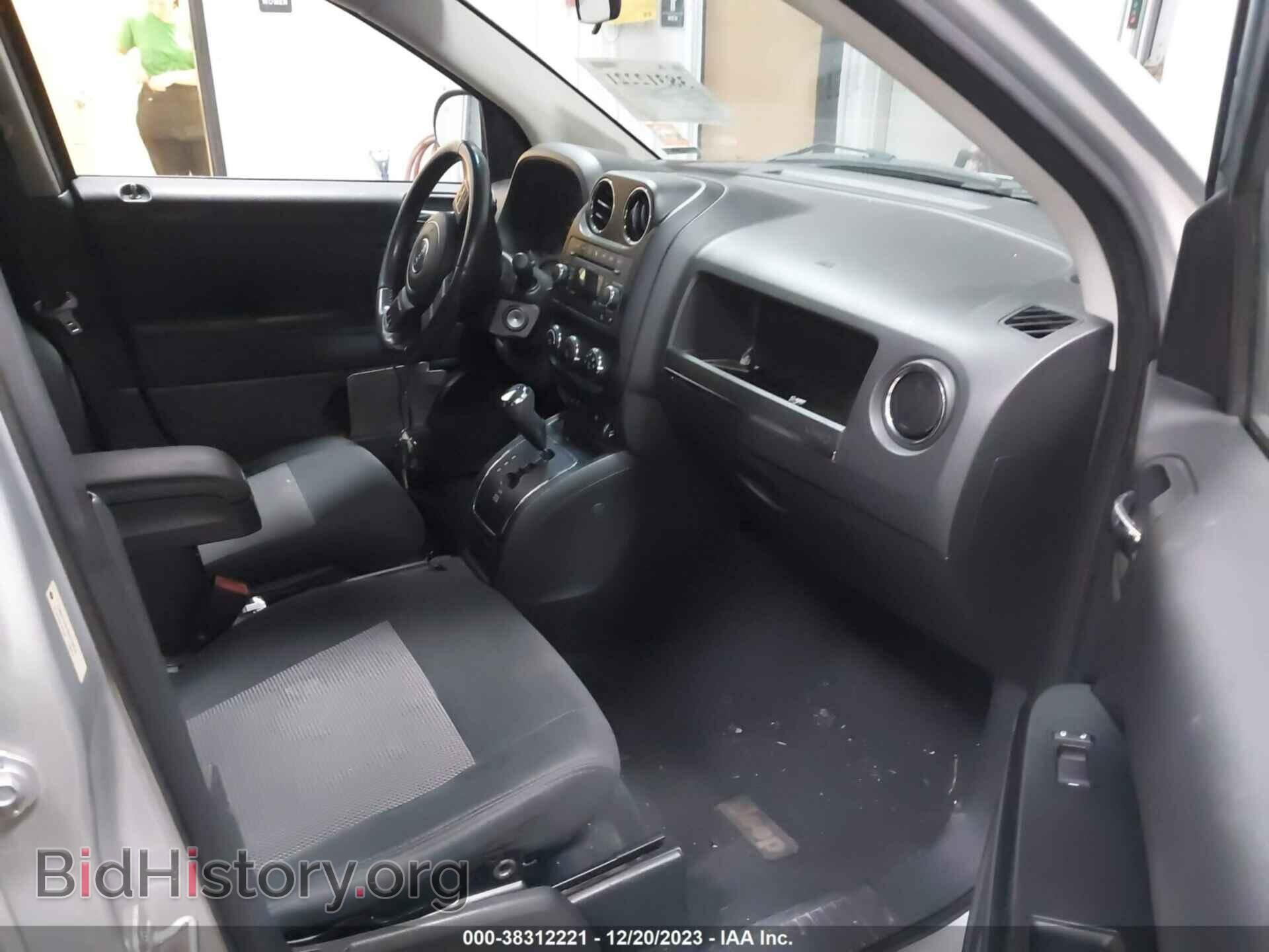 2011 JEEP COMPASS - VIN: 1J4NF1FB1BD210518 - Фото 5