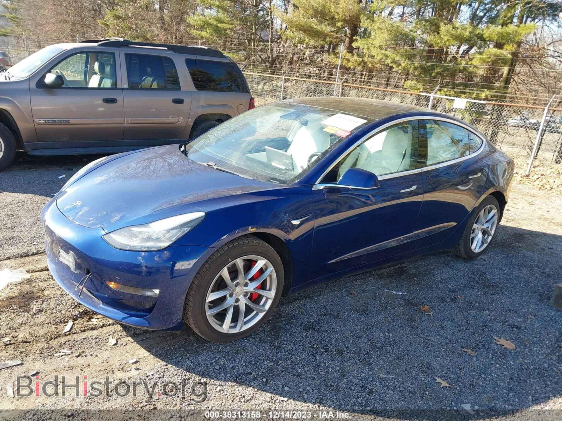 2018 TESLA MODEL 3 - VIN: 5YJ3E1EB3JF070061 - Фото 2
