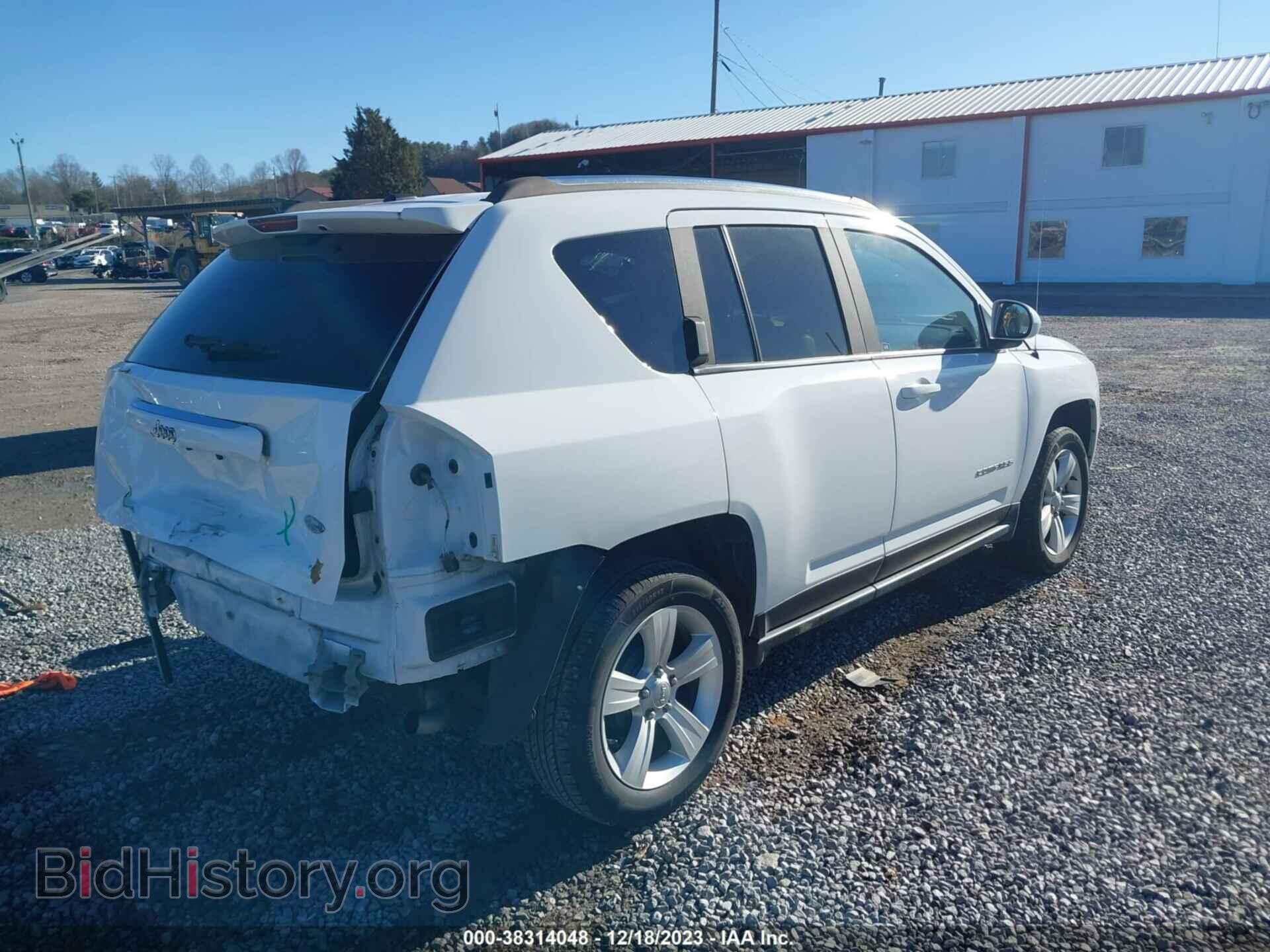 2015 JEEP COMPASS - VIN: 1C4NJCEA2FD334974 - Photo 4