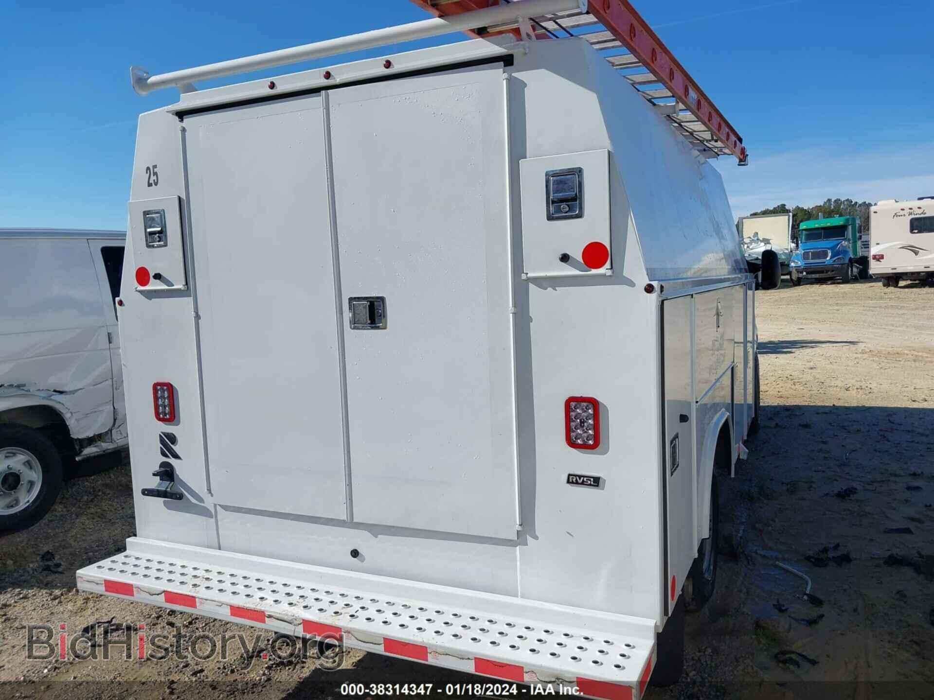 2023 FORD E-350 CUTAWAY - VIN: 1FDWE3FN6PDD25217 - Фото 4
