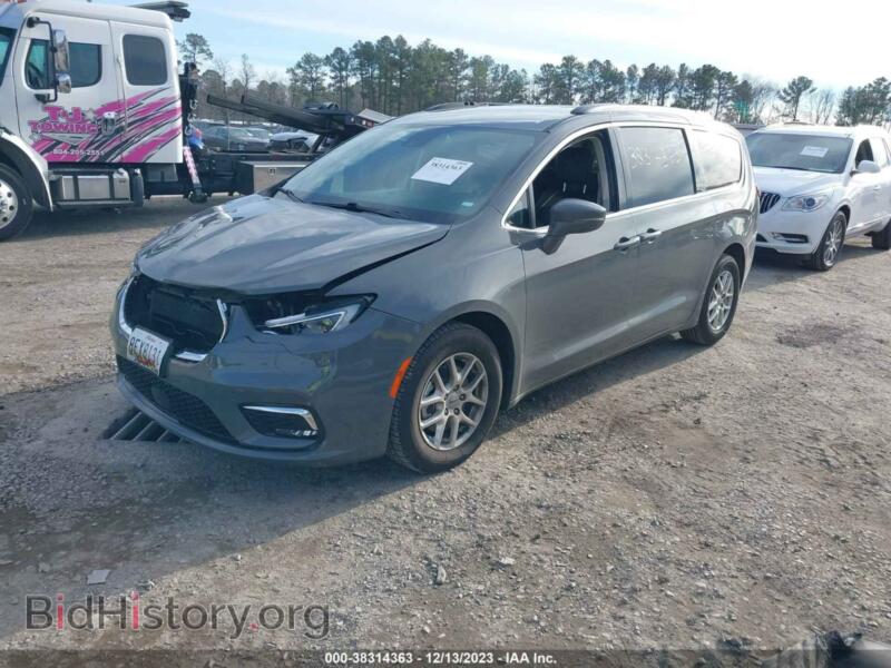 2022 Chrysler PACIFICA (VIN 2C4RC1BG4NR142055) — photo 2 of 16