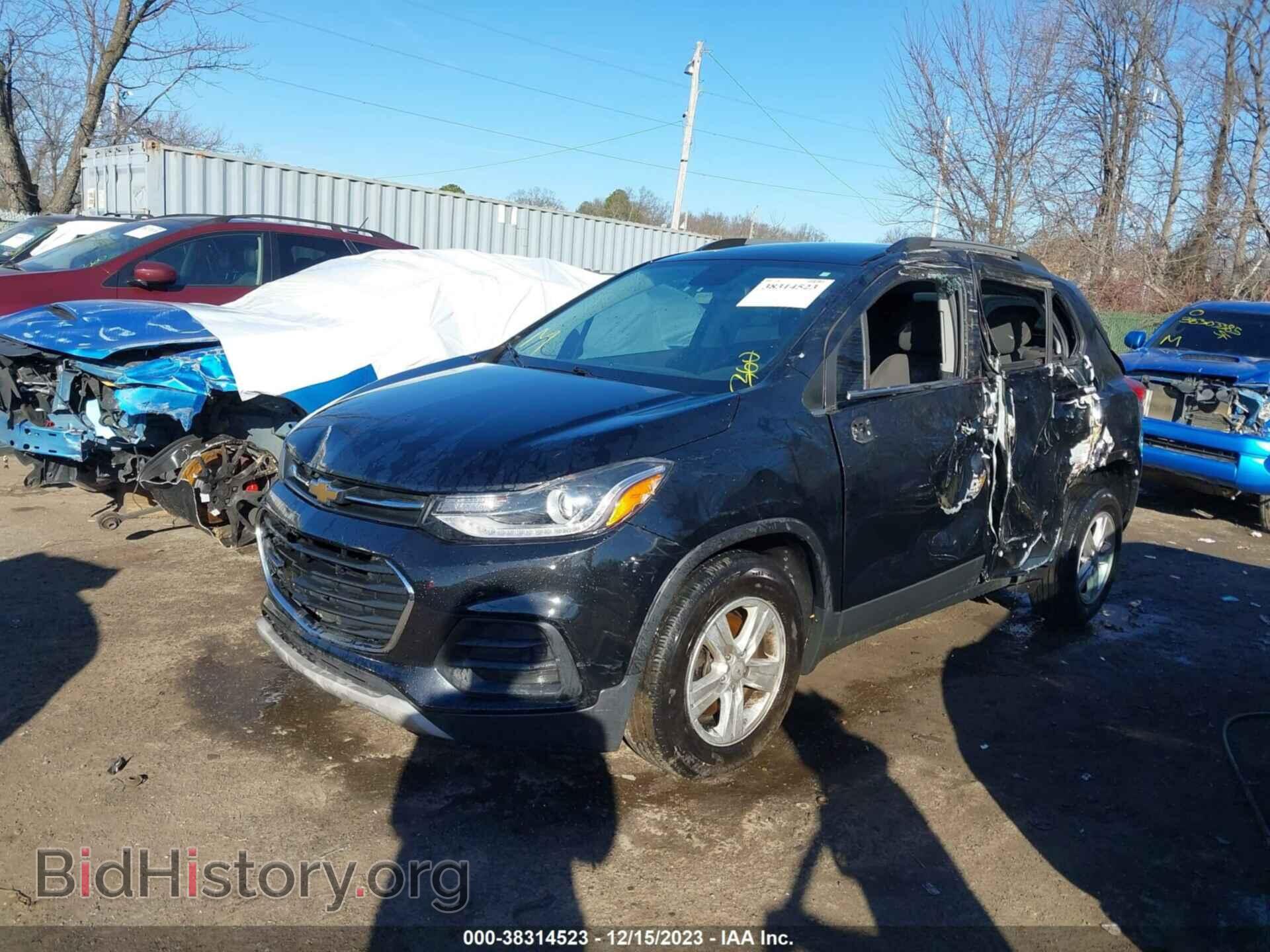 2017 CHEVROLET TRAX - VIN: 3GNCJPSB3HL193932 - Фото 2