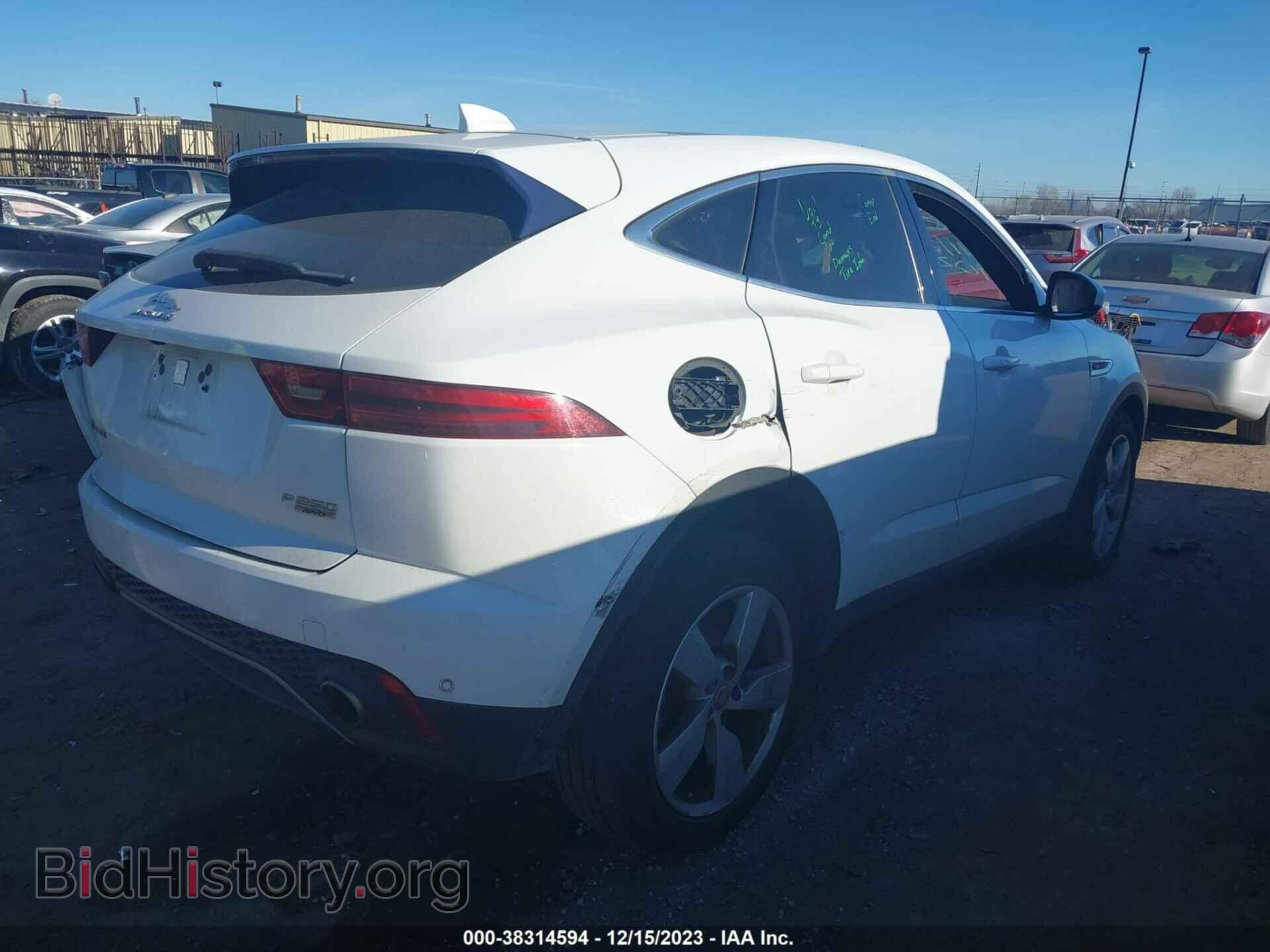 2018 JAGUAR E-PACE - VIN: SADFJ2FX0J1Z31024 - Фото 4