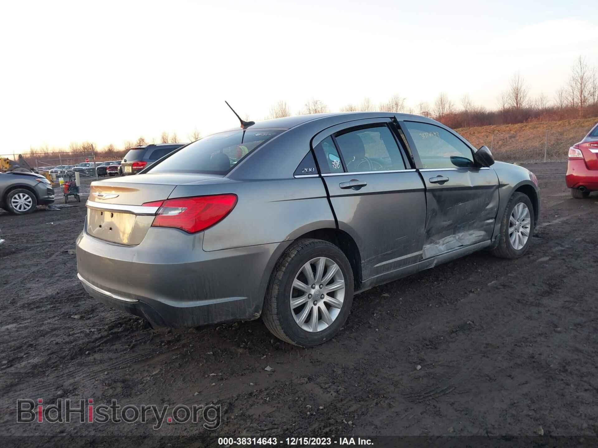 2011 CHRYSLER 200 - VIN: 1C3BC1FBXBN602865 - Фото 4