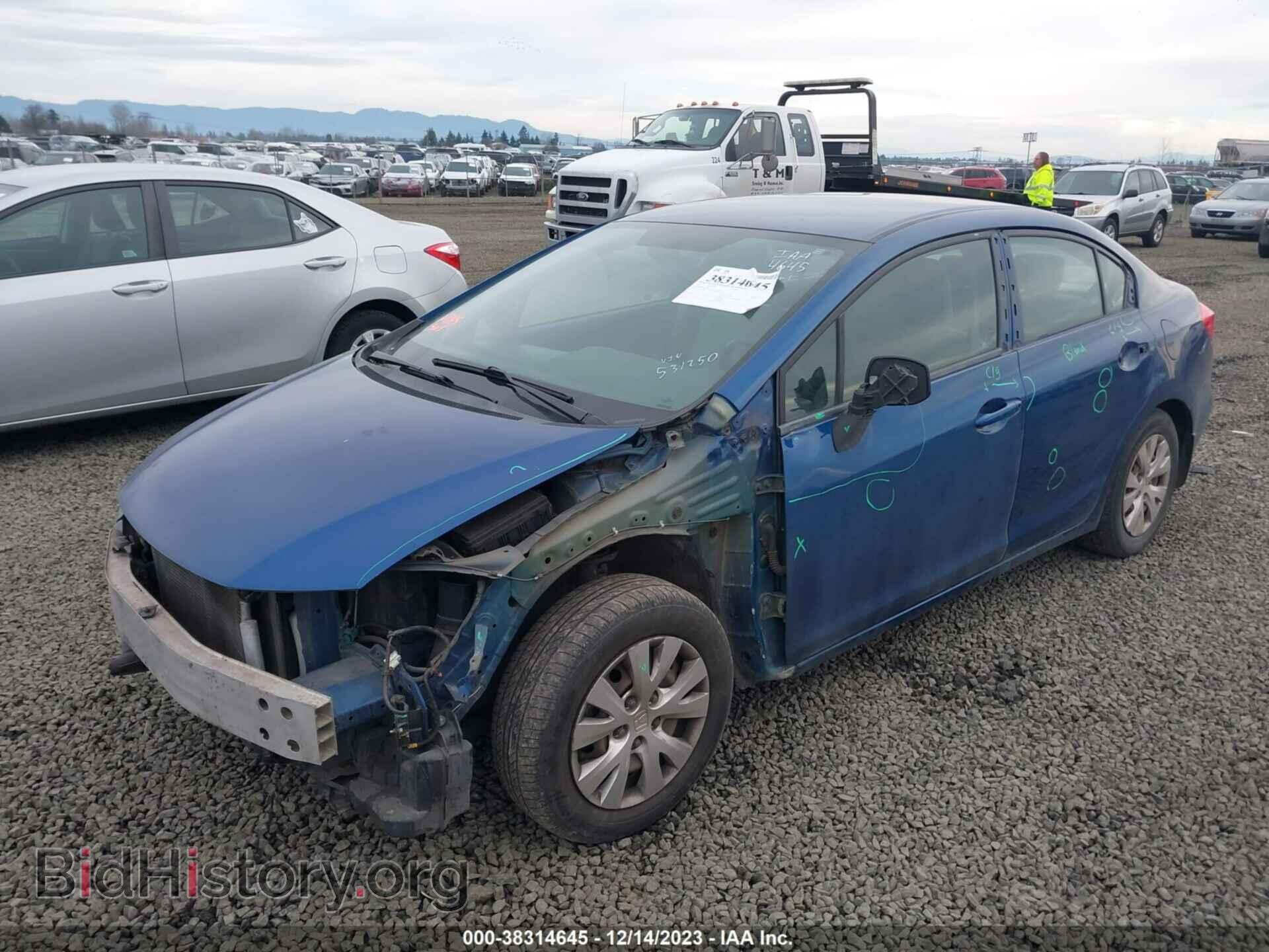 2012 HONDA CIVIC - VIN: 2HGFB2F57CH531250 - Фото 2
