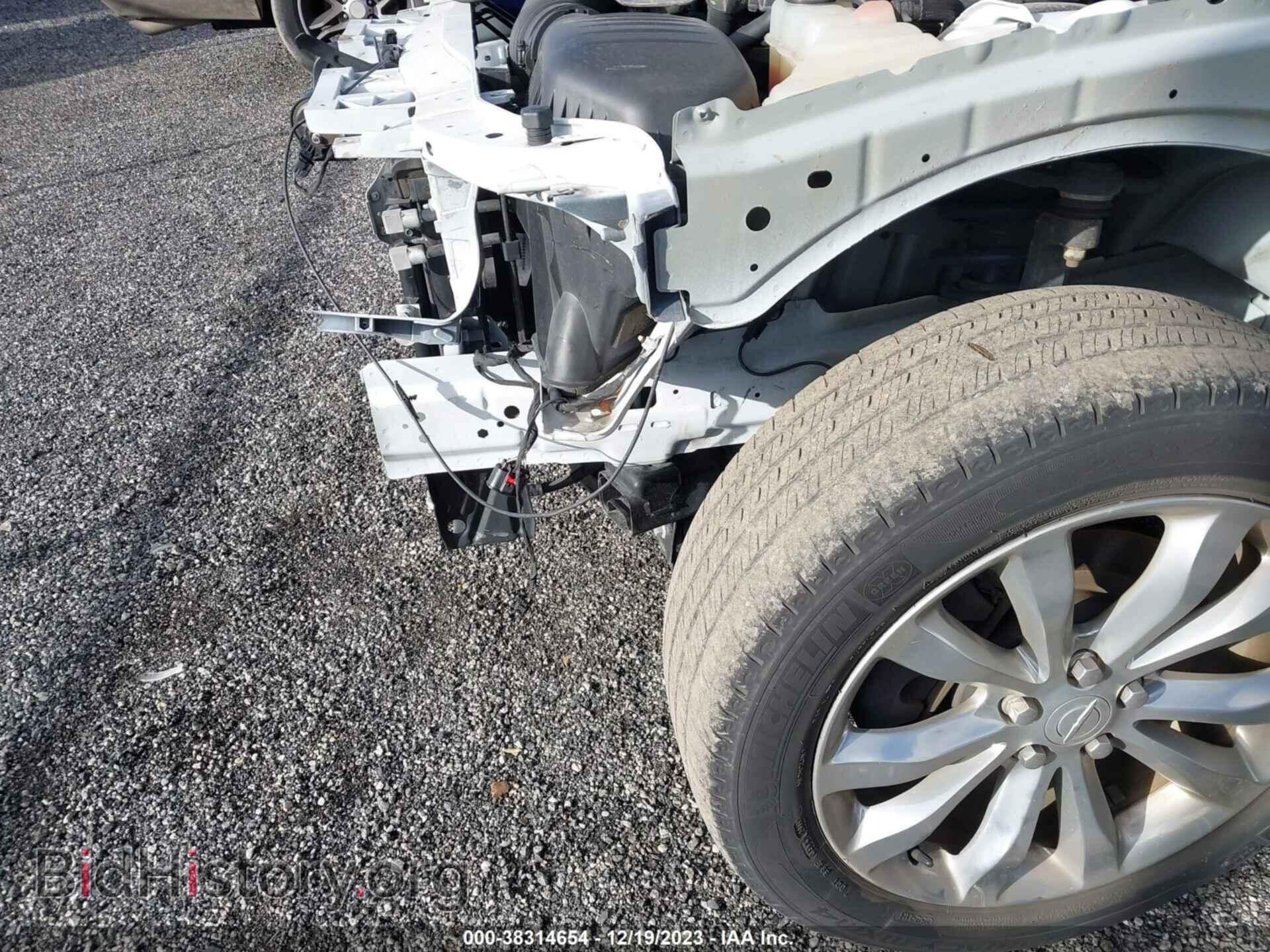 2019 CHRYSLER 300 - VIN: 2C3CCAKG9KH698504 - Фото 6