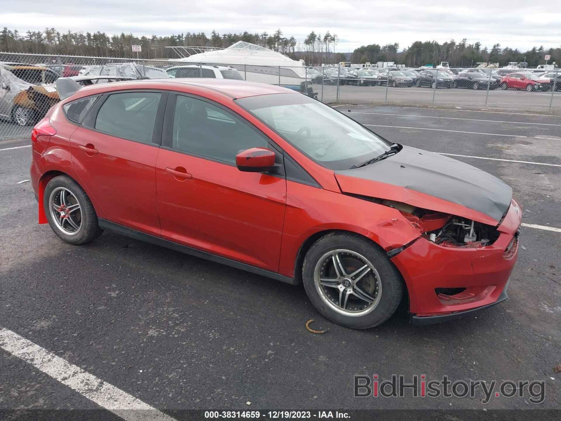 Photo 1FADP3K2XJL264281 - FORD FOCUS 2018