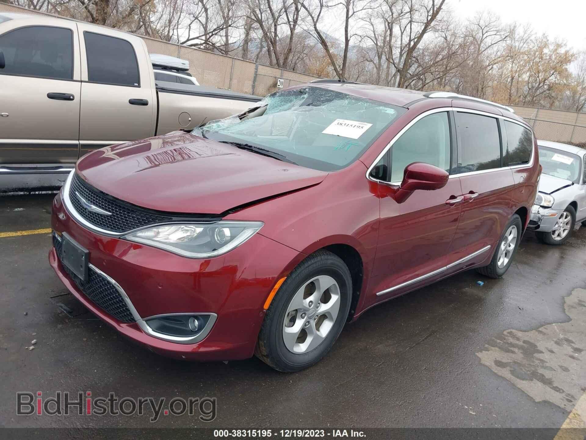 2017 CHRYSLER PACIFICA - VIN: 2C4RC1EG5HR584536 - Photo 2