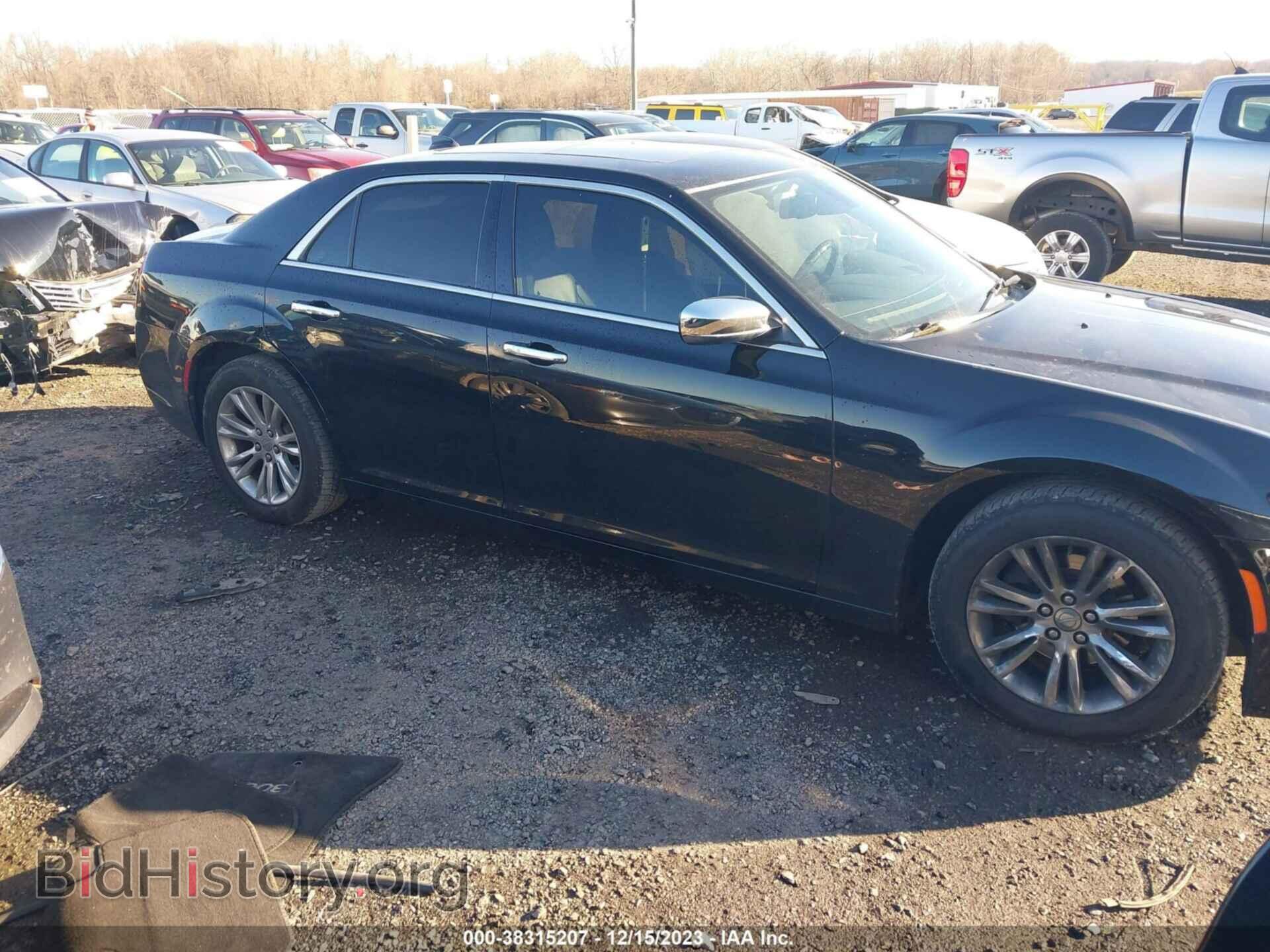 Фотография 2C3CCAEG9FH735827 - CHRYSLER 300C 2015