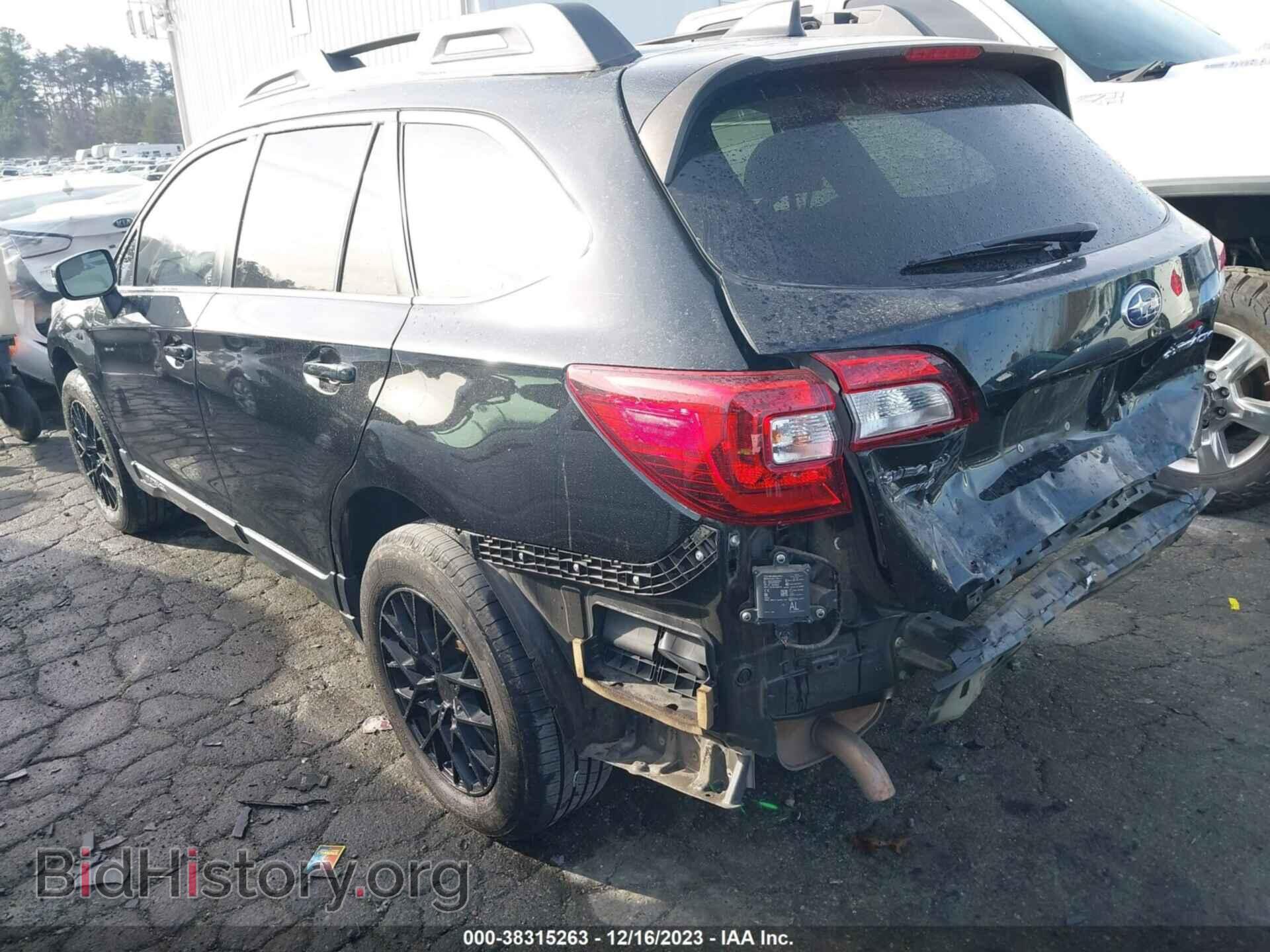 2018 SUBARU OUTBACK - VIN: 4S4BSAFCXJ3234068 - Фото 3