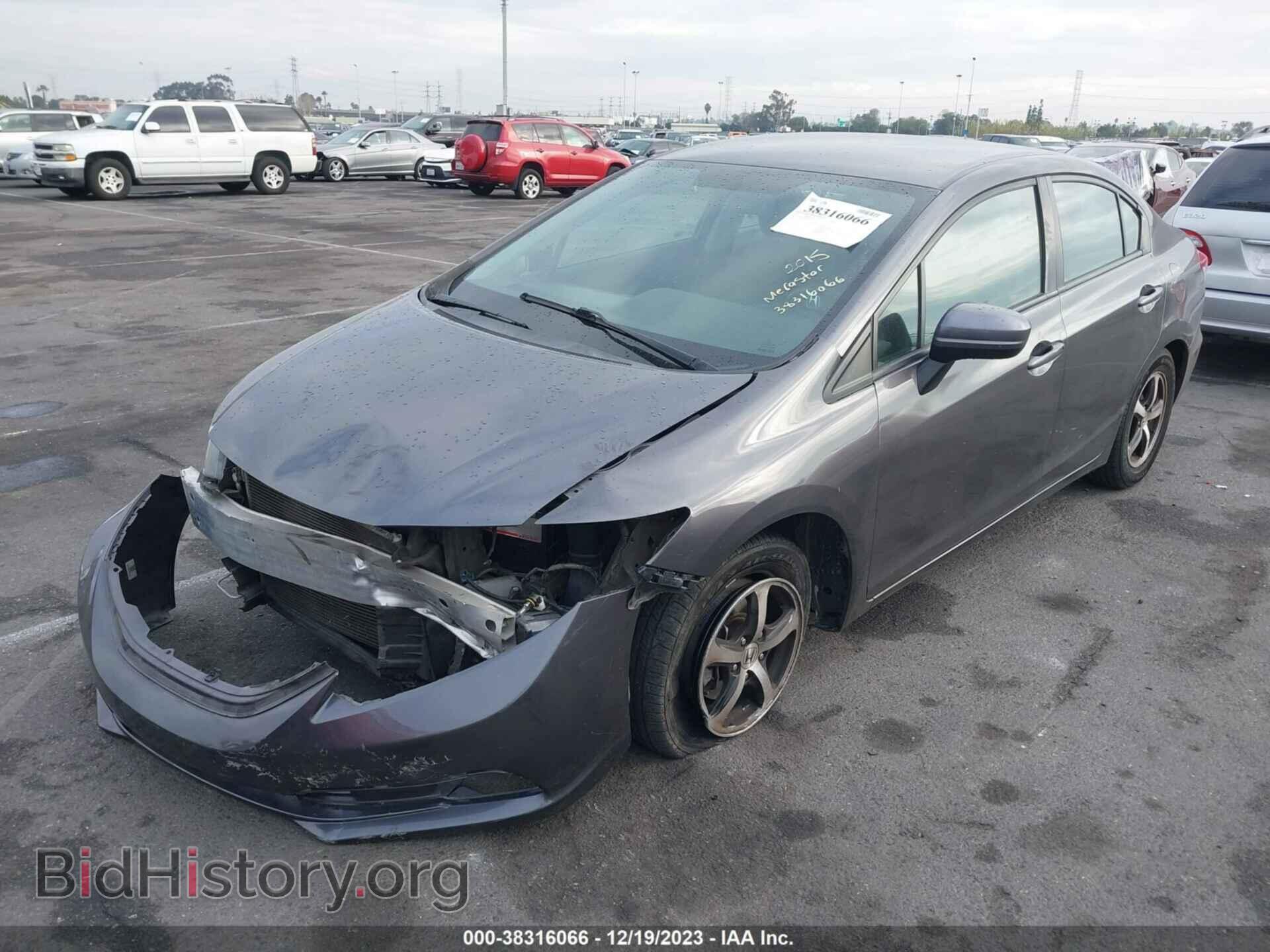 2015 HONDA CIVIC - VIN: 2HGFB2F70FH560417 - Photo 2
