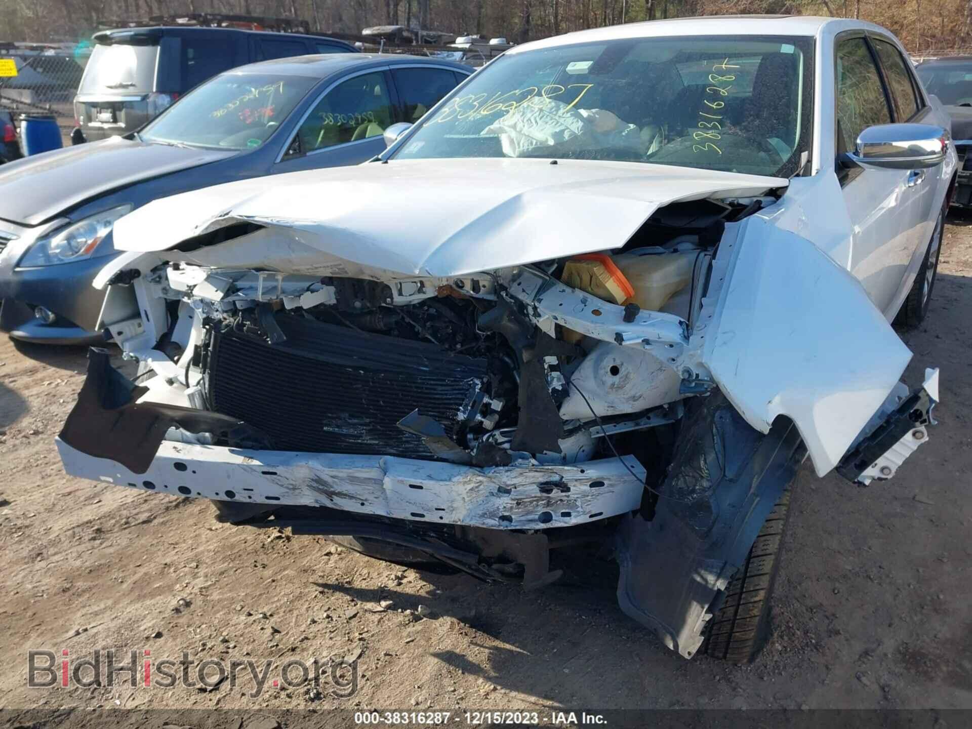 2015 CHRYSLER 300C - VIN: 2C3CCAKG2FH854078 - Фото 6