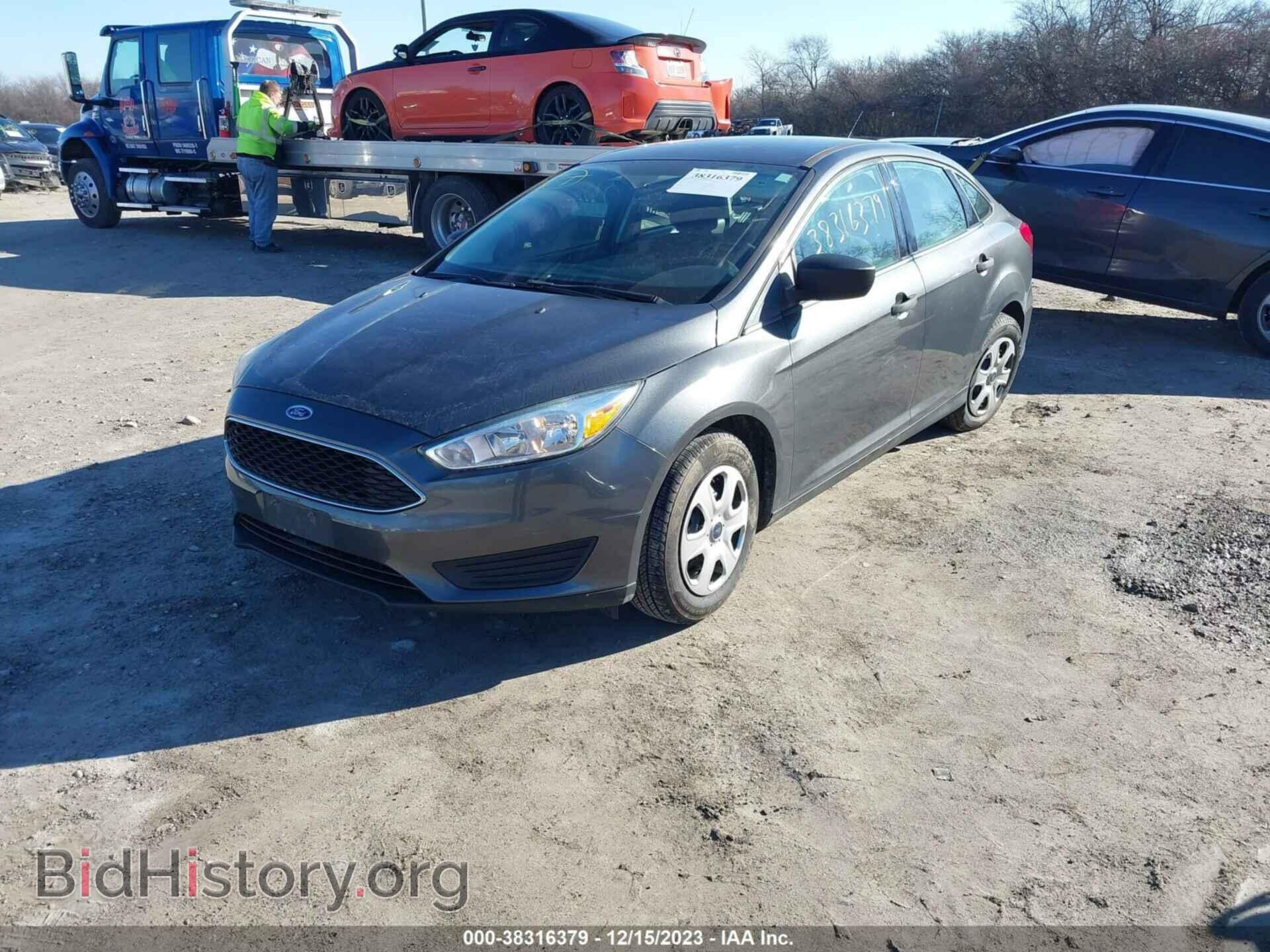 2017 FORD FOCUS - VIN: 1FADP3E26HL222177 - Фото 2