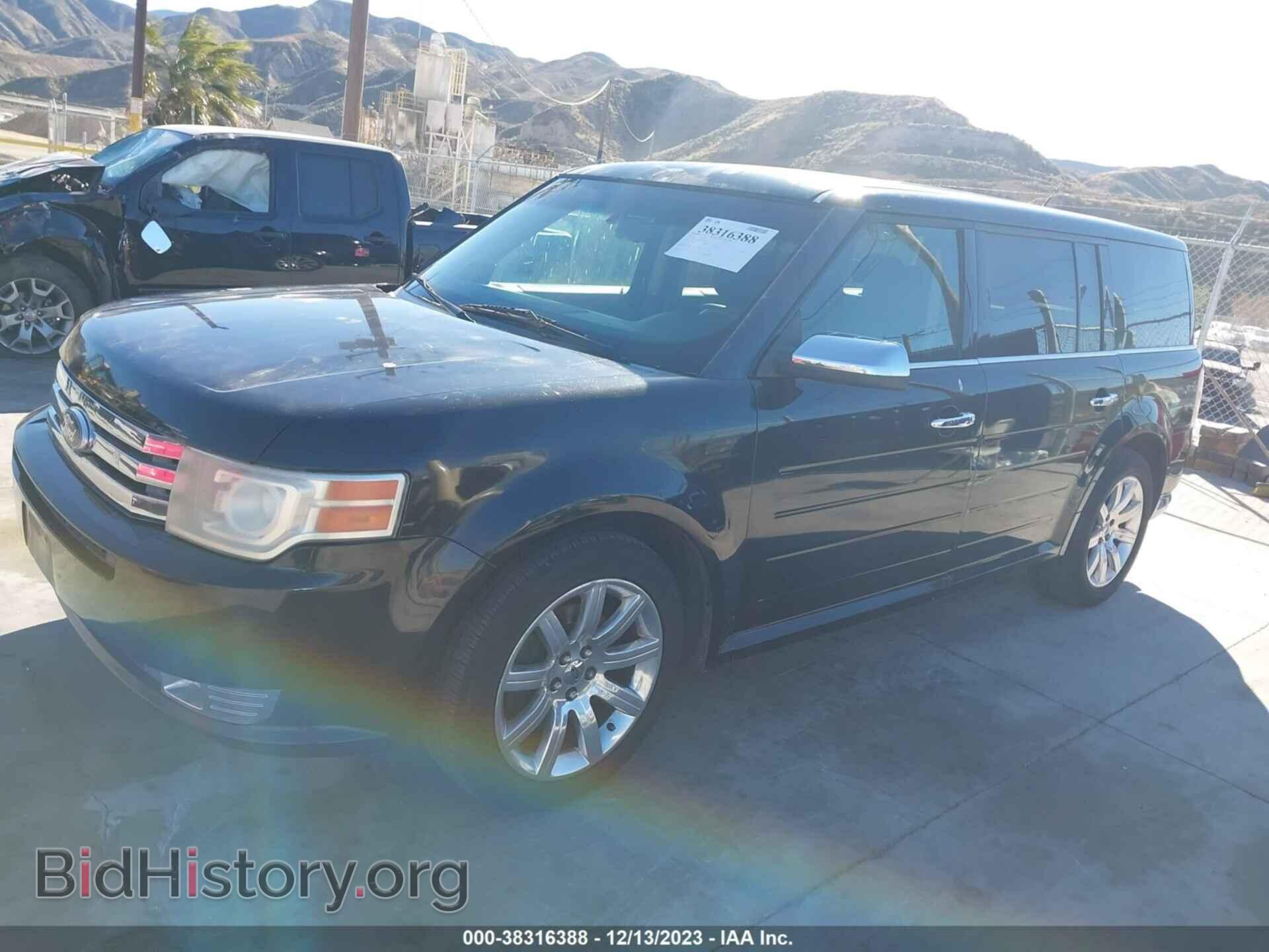 2011 FORD FLEX - VIN: 2FMGK5DCXBBD03939 - Photo 2