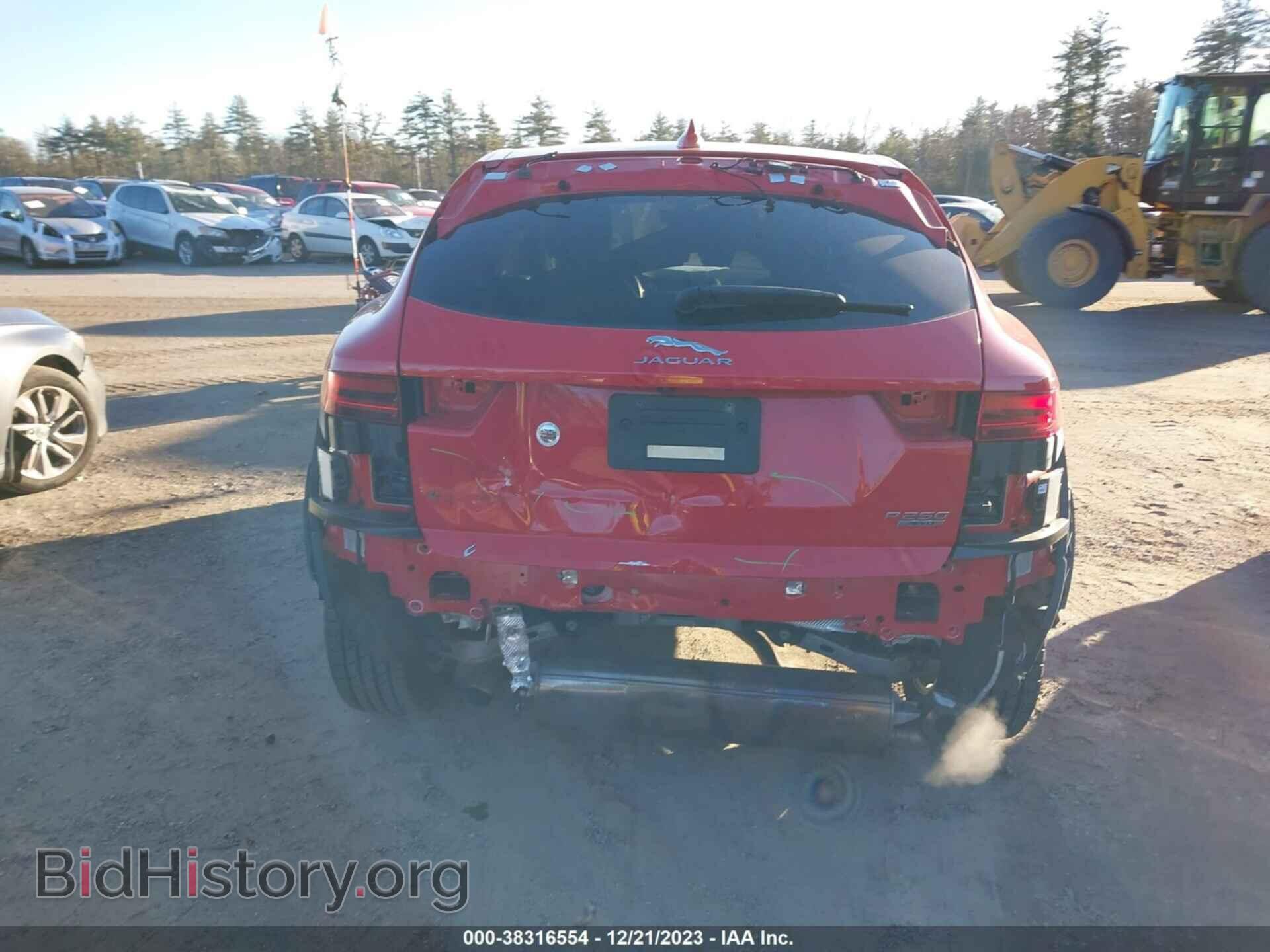 2019 JAGUAR E-PACE - VIN: SADFJ2FX5K1Z43154 - Фото 17