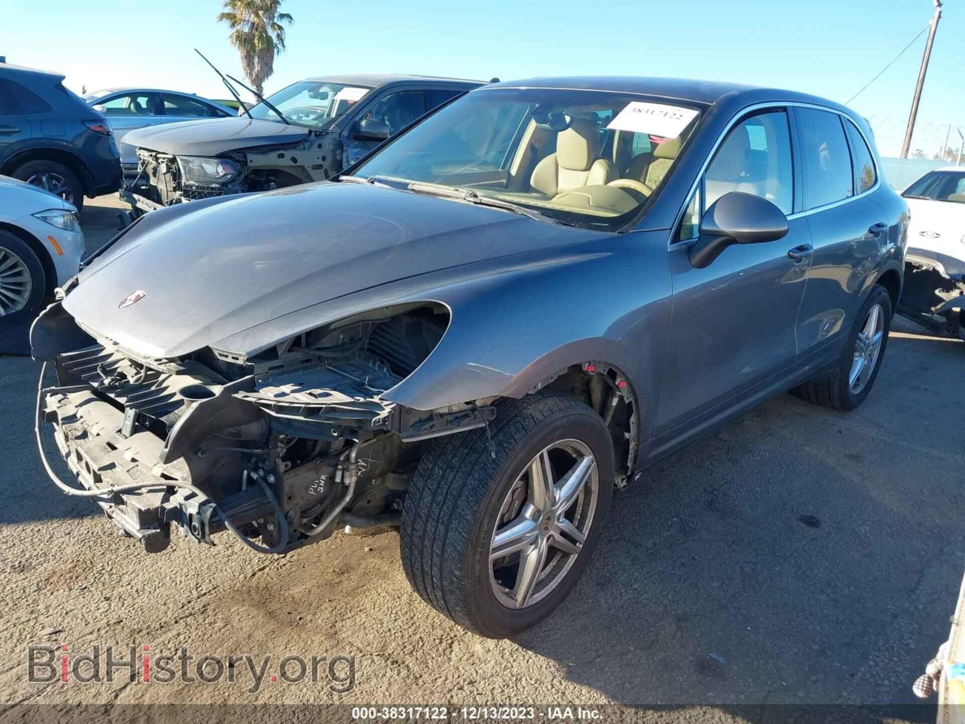2012 PORSCHE CAYENNE - VIN: WP1AA2A29CLA02568 - Photo 2