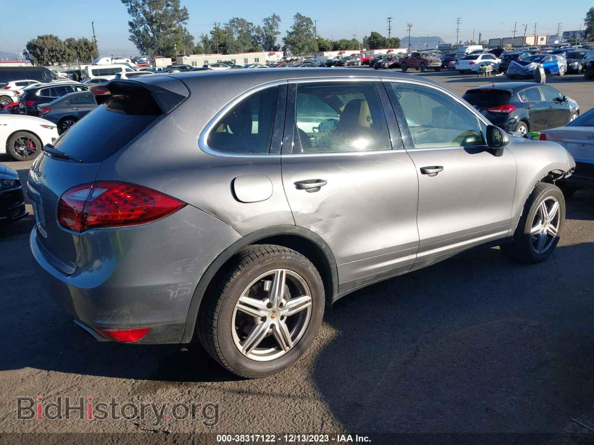 2012 PORSCHE CAYENNE - VIN: WP1AA2A29CLA02568 - Photo 4