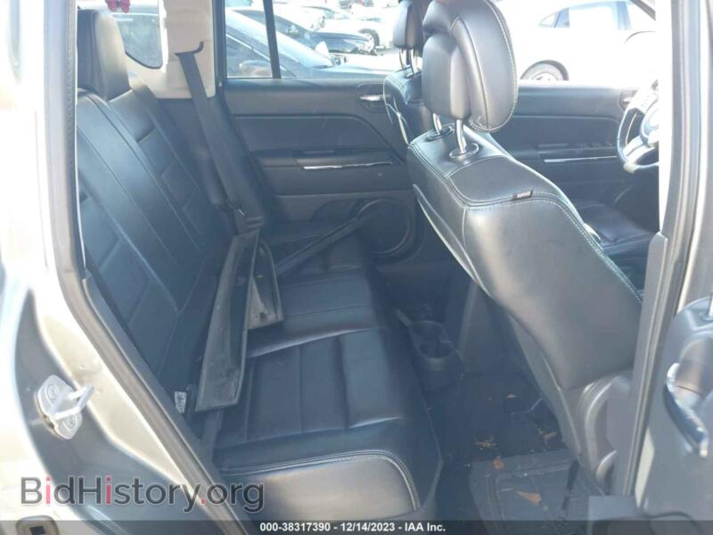 2012 Jeep COMPASS (VIN 1C4NJDCBXCD662026) — photo 8 of 11