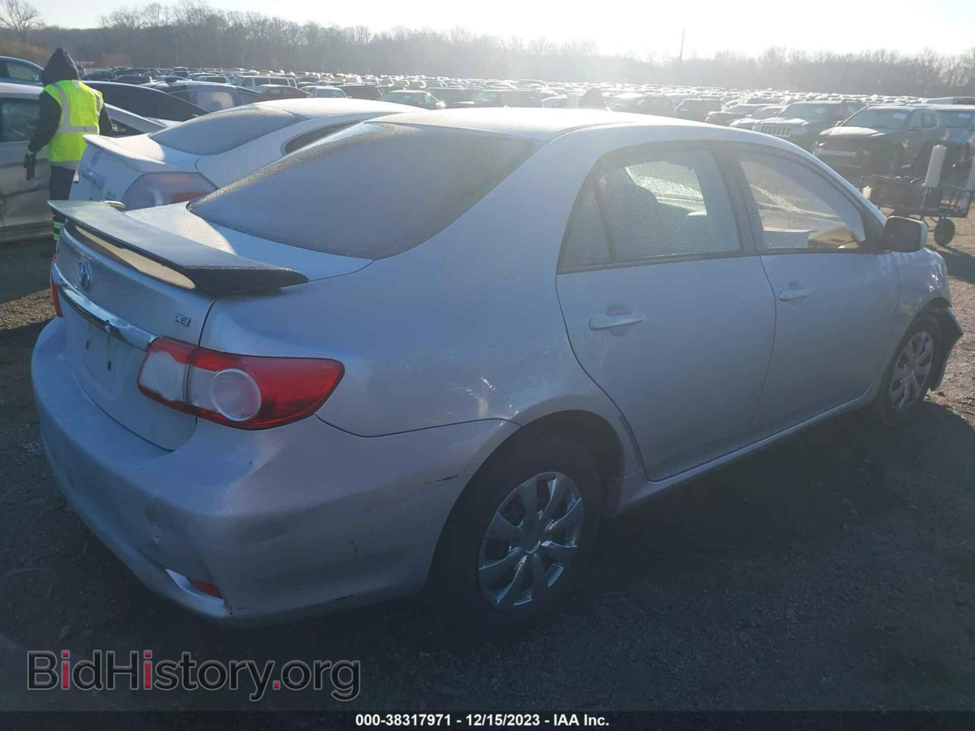 2011 TOYOTA COROLLA - VIN: JTDBU4EE8B9138554 - Фото 4