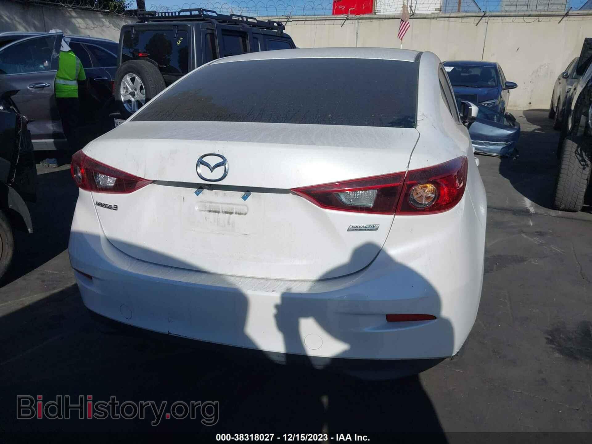 2017 MAZDA MAZDA3 - VIN: 3MZBN1U76HM103825 - Фото 17