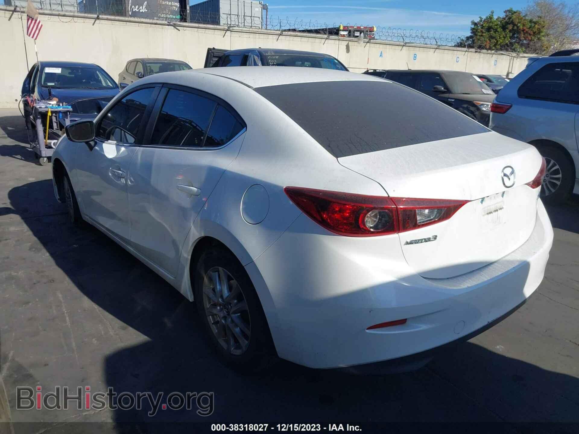 2017 MAZDA MAZDA3 - VIN: 3MZBN1U76HM103825 - Фото 3