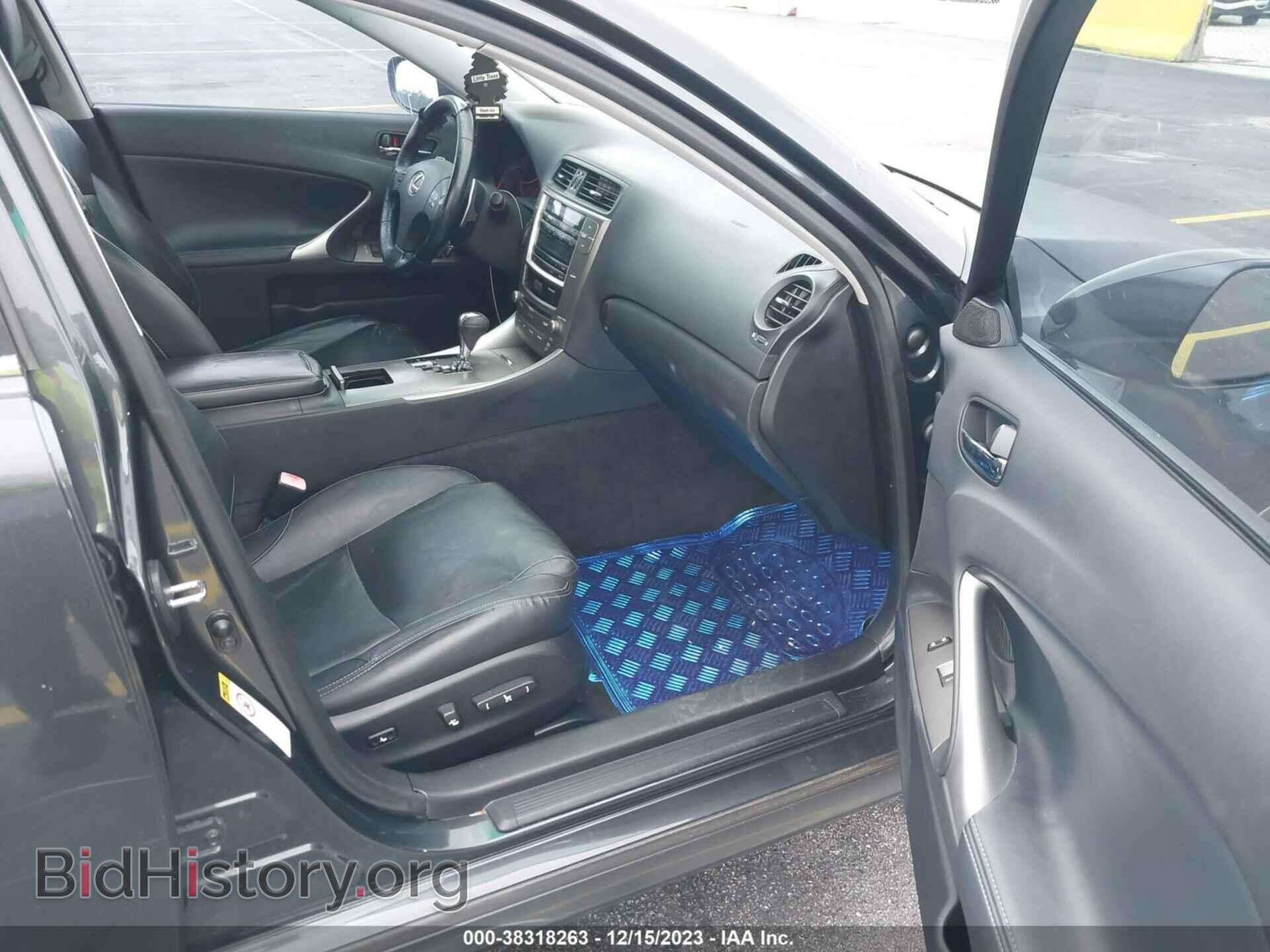 2010 LEXUS IS 250 - VIN: JTHBF5C24A5116340 - Photo 5