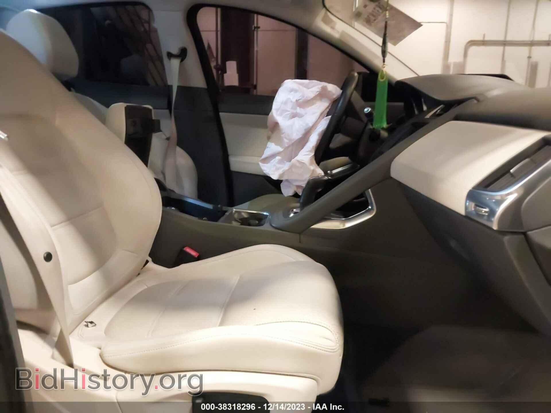 2018 JAGUAR E-PACE - VIN: SADFJ2FX6J1Z09089 - Фото 5