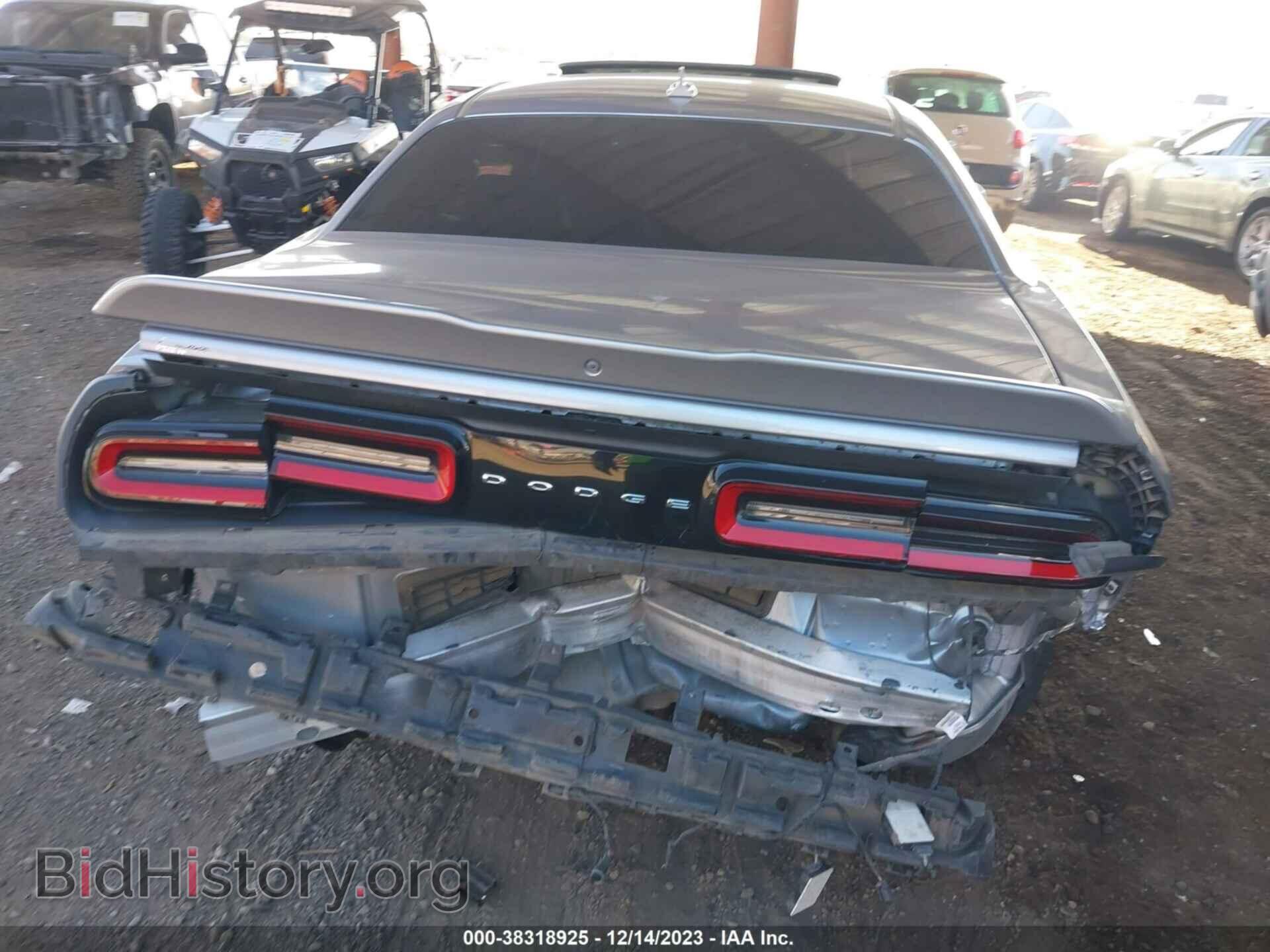 2018 DODGE CHALLENGER - VIN: 2C3CDZAG4JH241417 - Фото 16