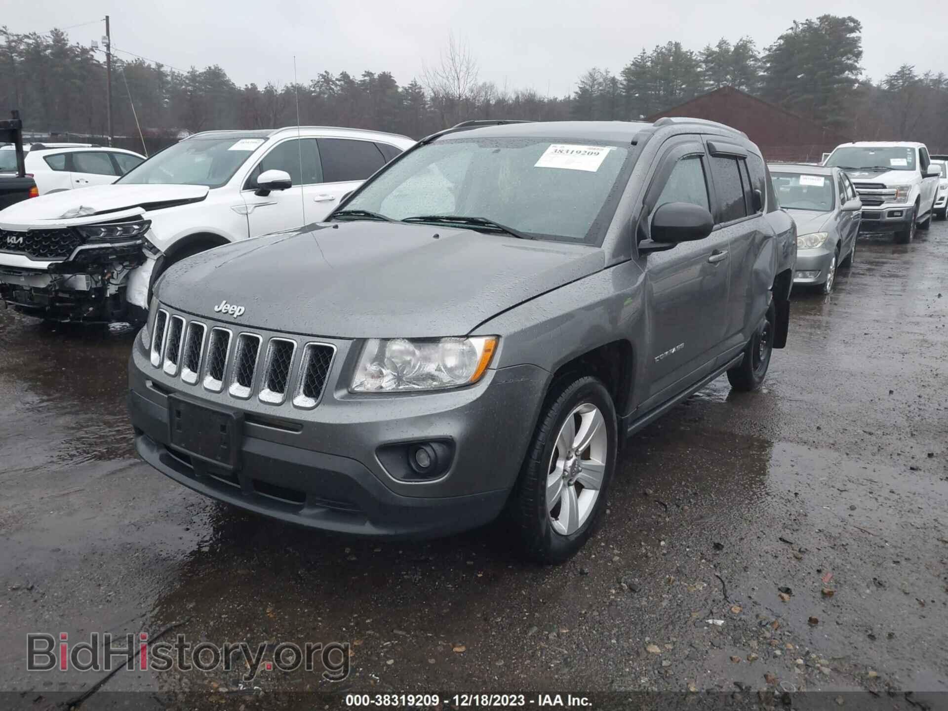 2011 JEEP COMPASS - VIN: 1J4NT1FB6BD236489 - Photo 2