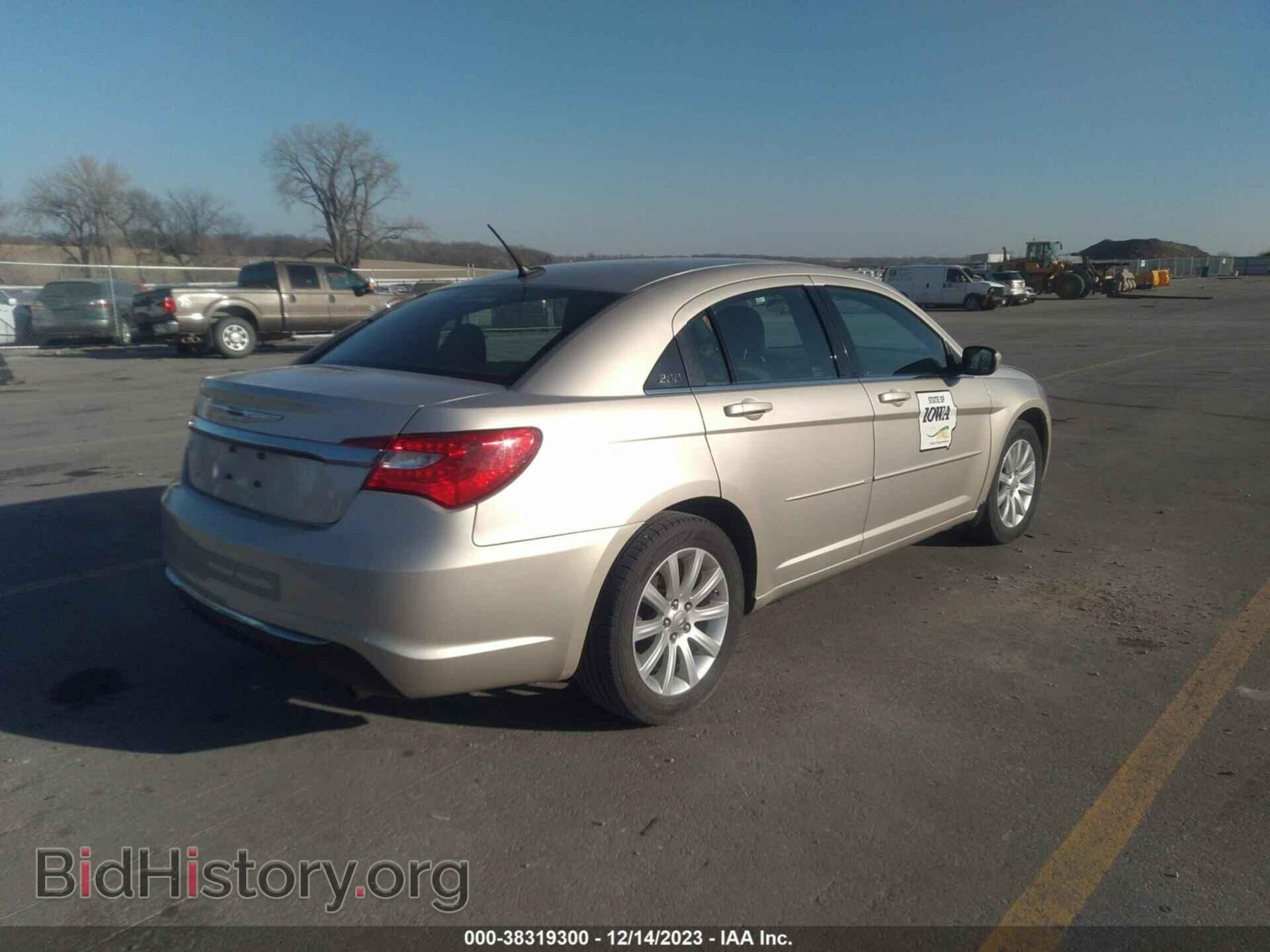 2014 CHRYSLER 200 - VIN: 1C3CCBBG9EN195525 - Фото 4