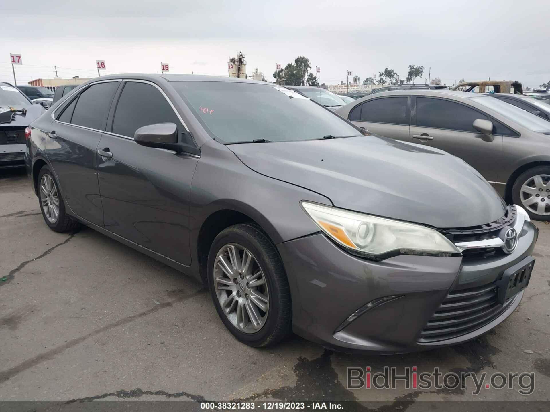 Photo 4T4BF1FK0FR467234 - TOYOTA CAMRY 2015