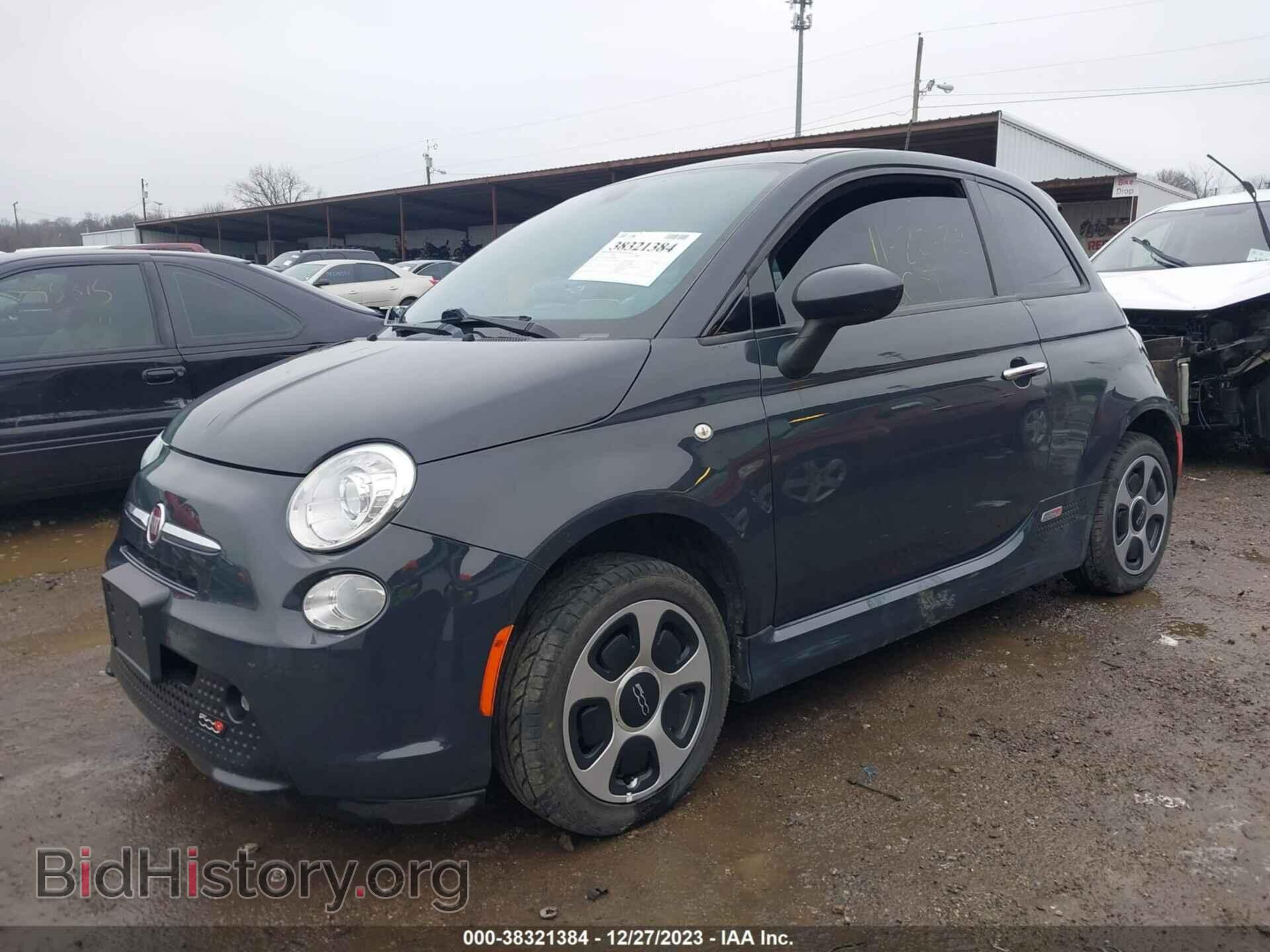 2017 FIAT 500E - VIN: 3C3CFFGE7HT524135 - Фото 2