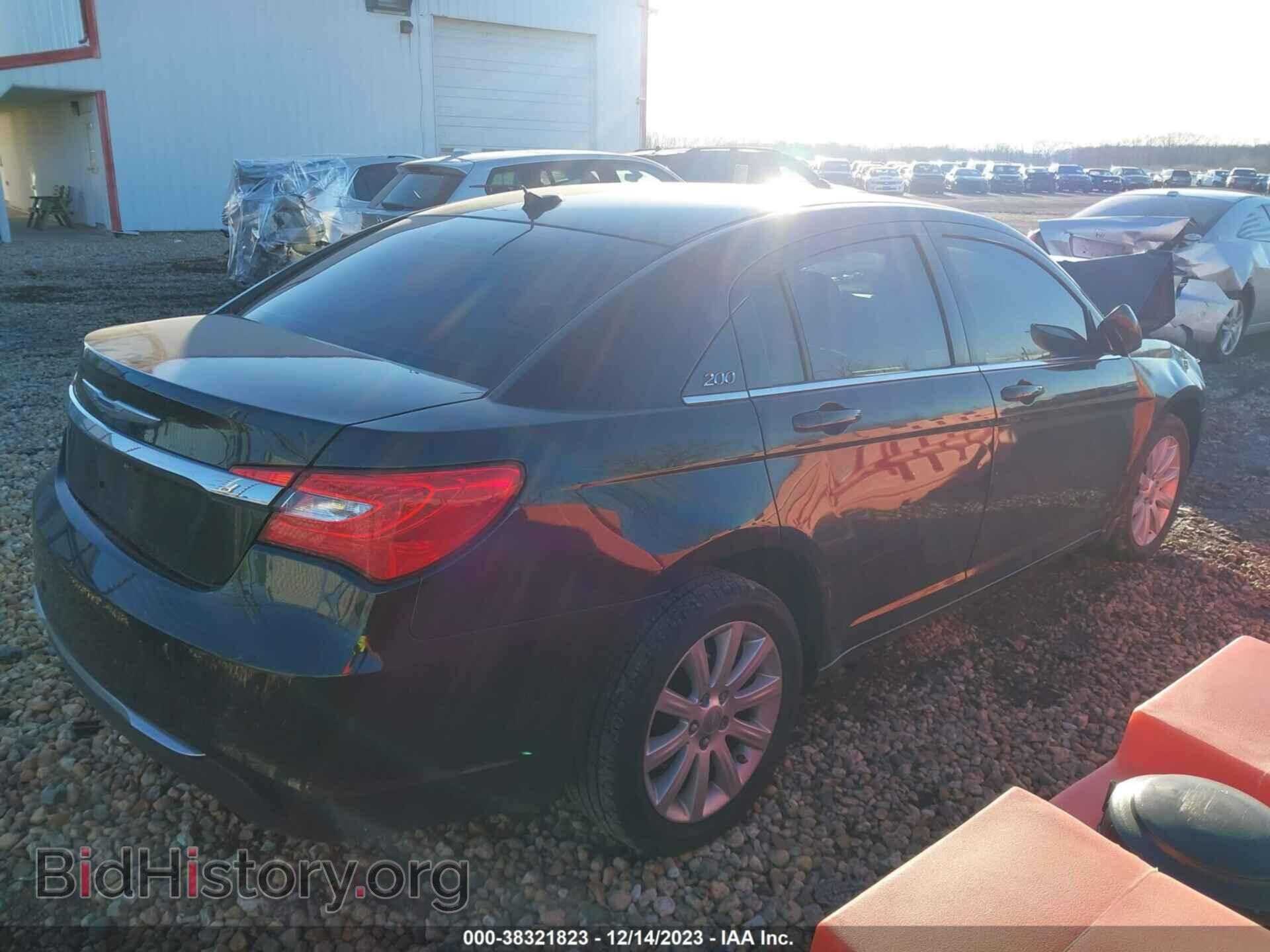 2013 CHRYSLER 200 - VIN: 1C3CCBBB7DN632909 - Photo 4