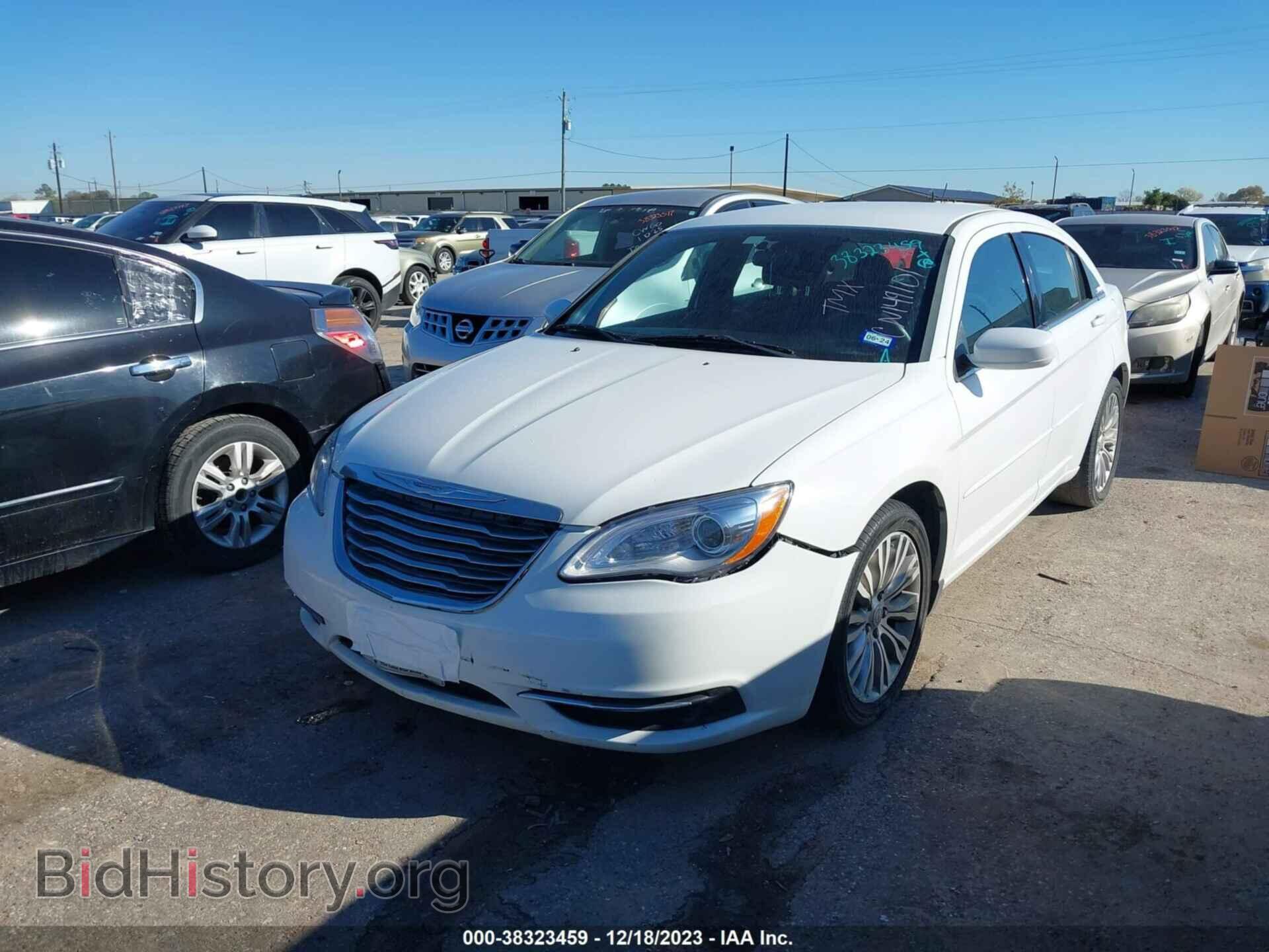 2012 CHRYSLER 200 - VIN: 1C3CCBAB9CN149101 - Фото 2