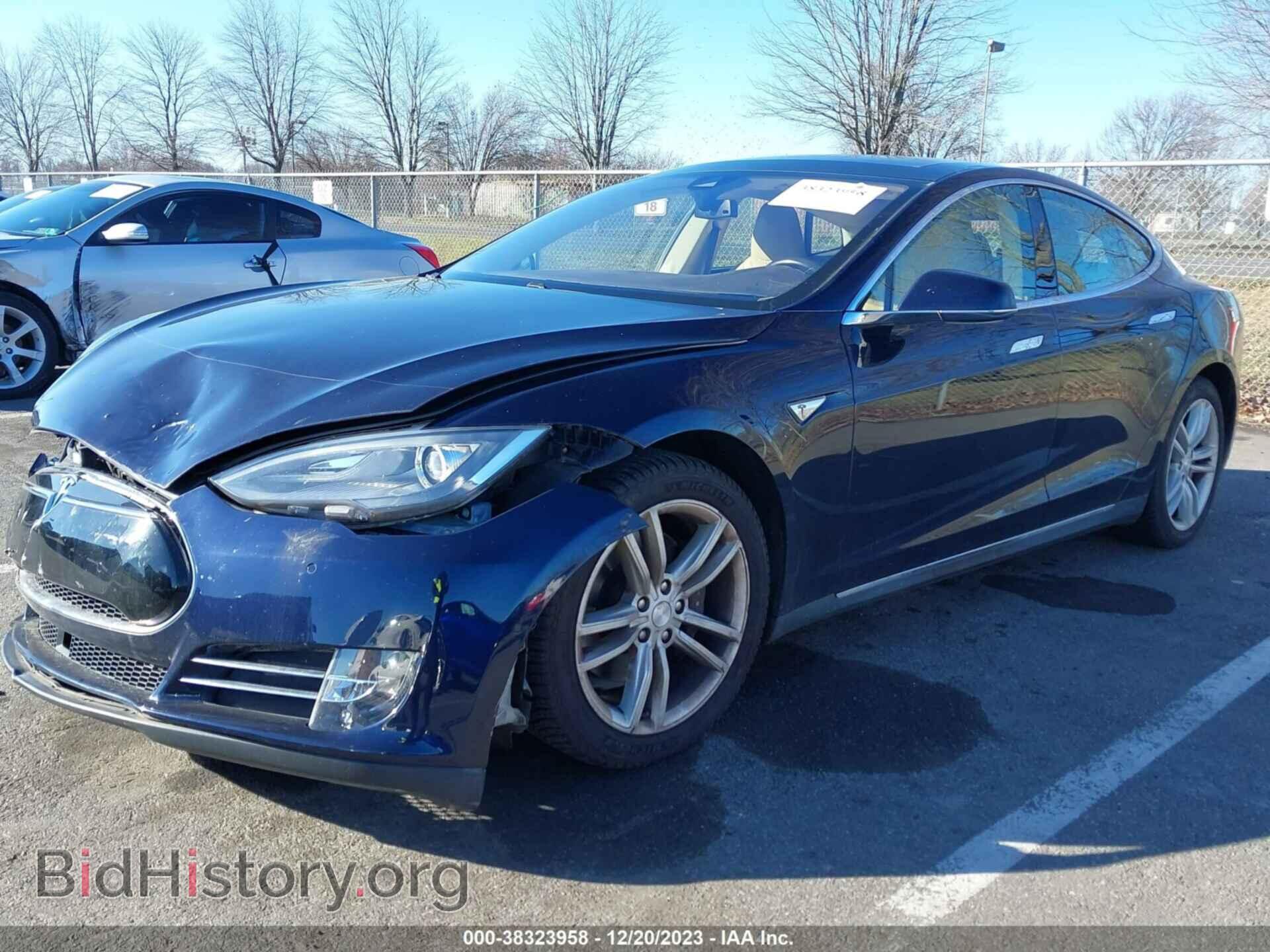 2014 TESLA MODEL S - VIN: 5YJSA1H14EFP55718 - Фото 2