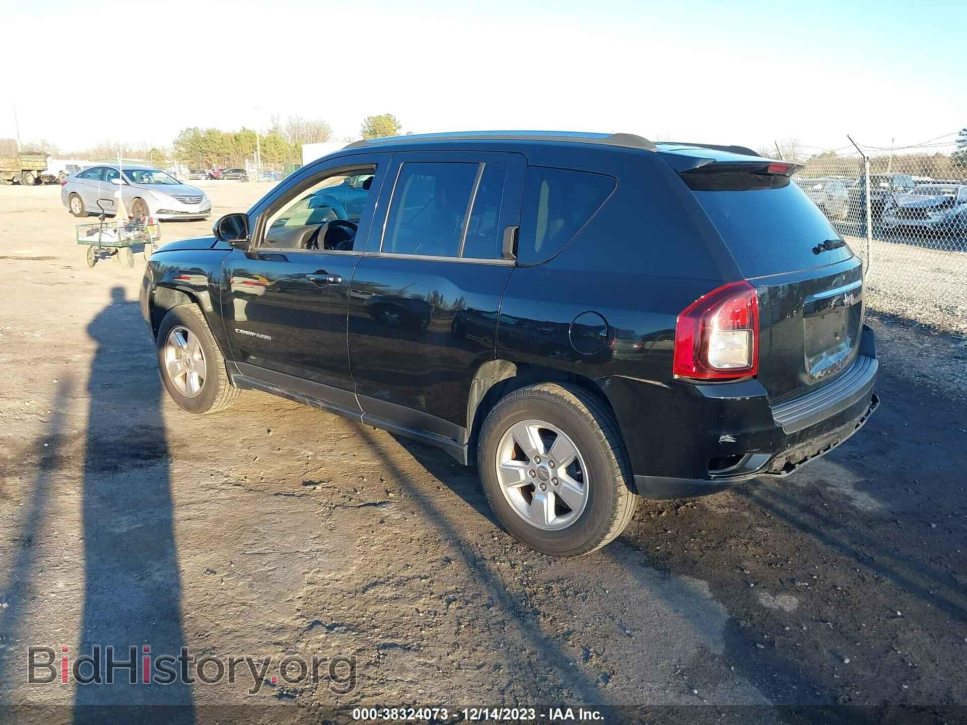 2014 JEEP COMPASS - VIN: 1C4NJCEA2ED522697 - Photo 3